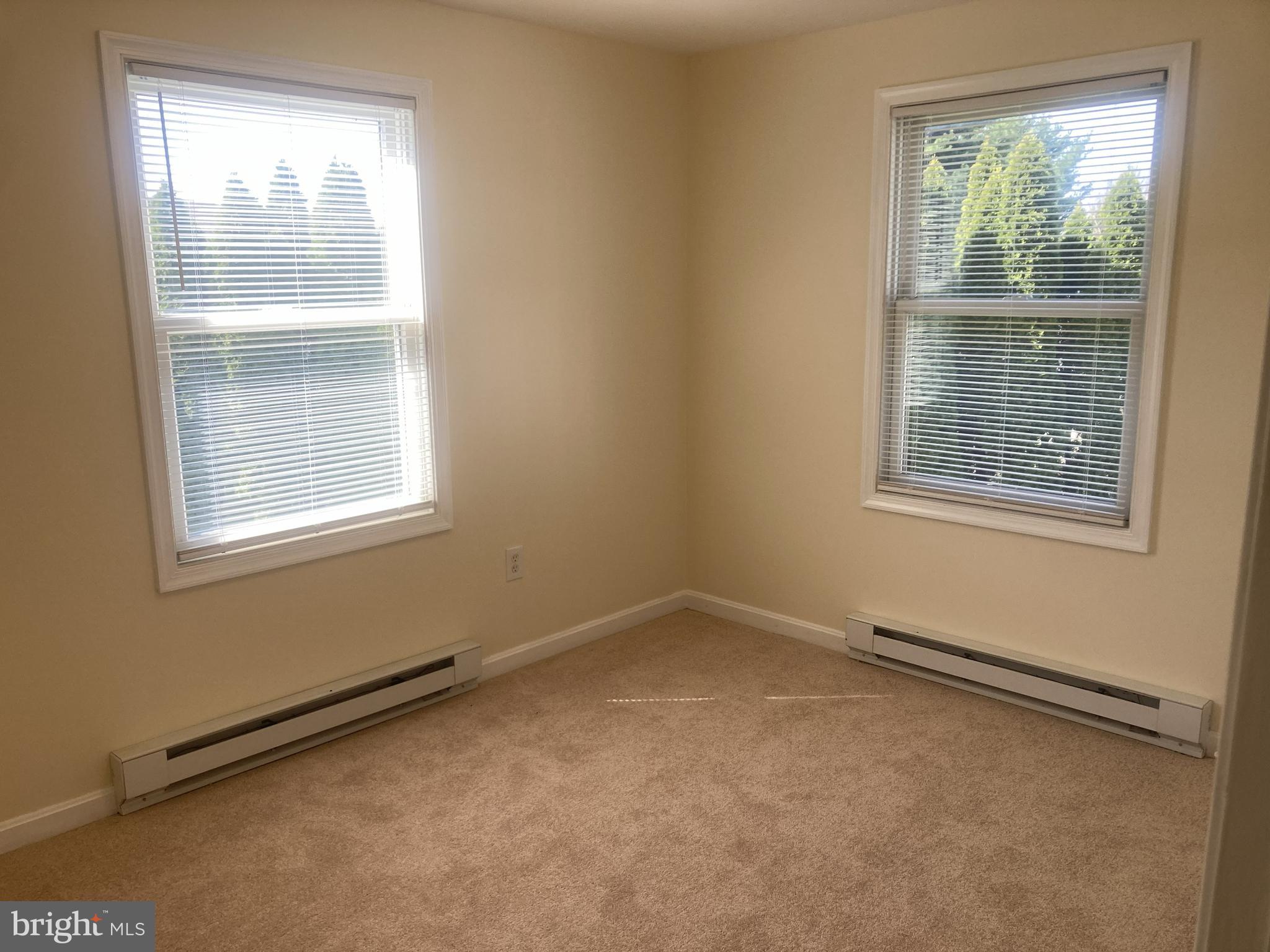 SUNDOWN MANOR - Residential