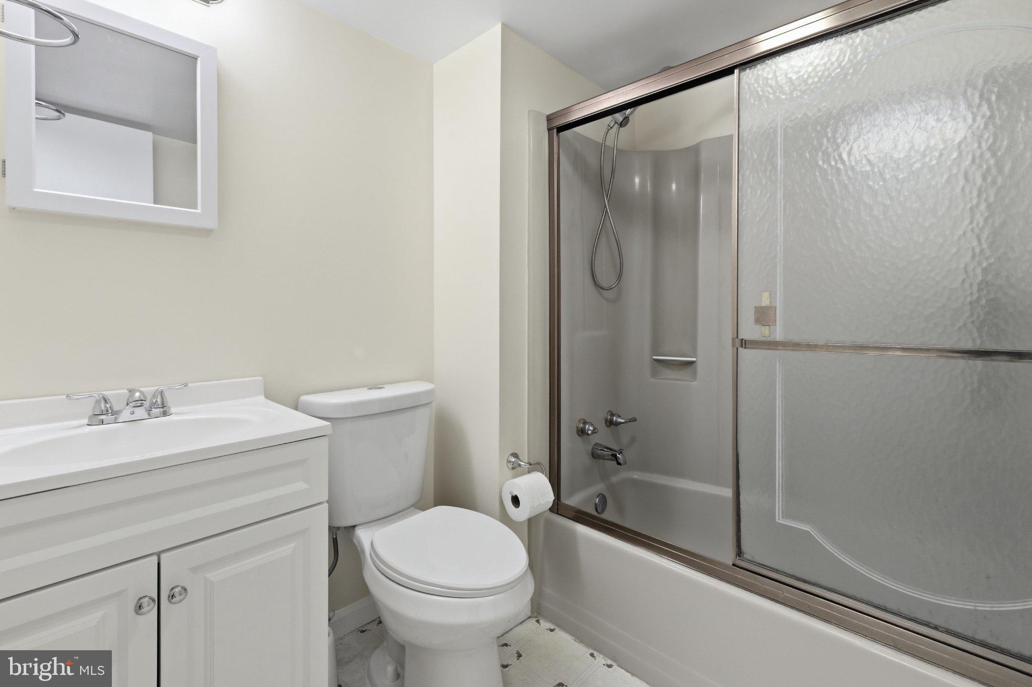 SUNDOWN MANOR - Residential