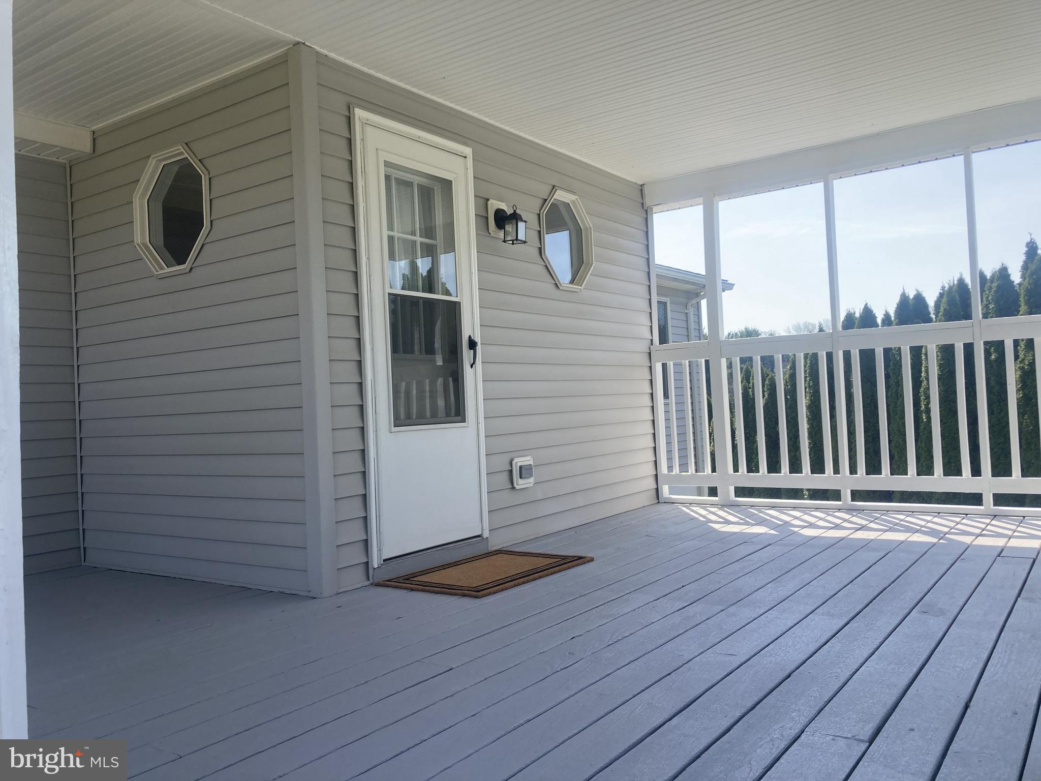 SUNDOWN MANOR - Residential