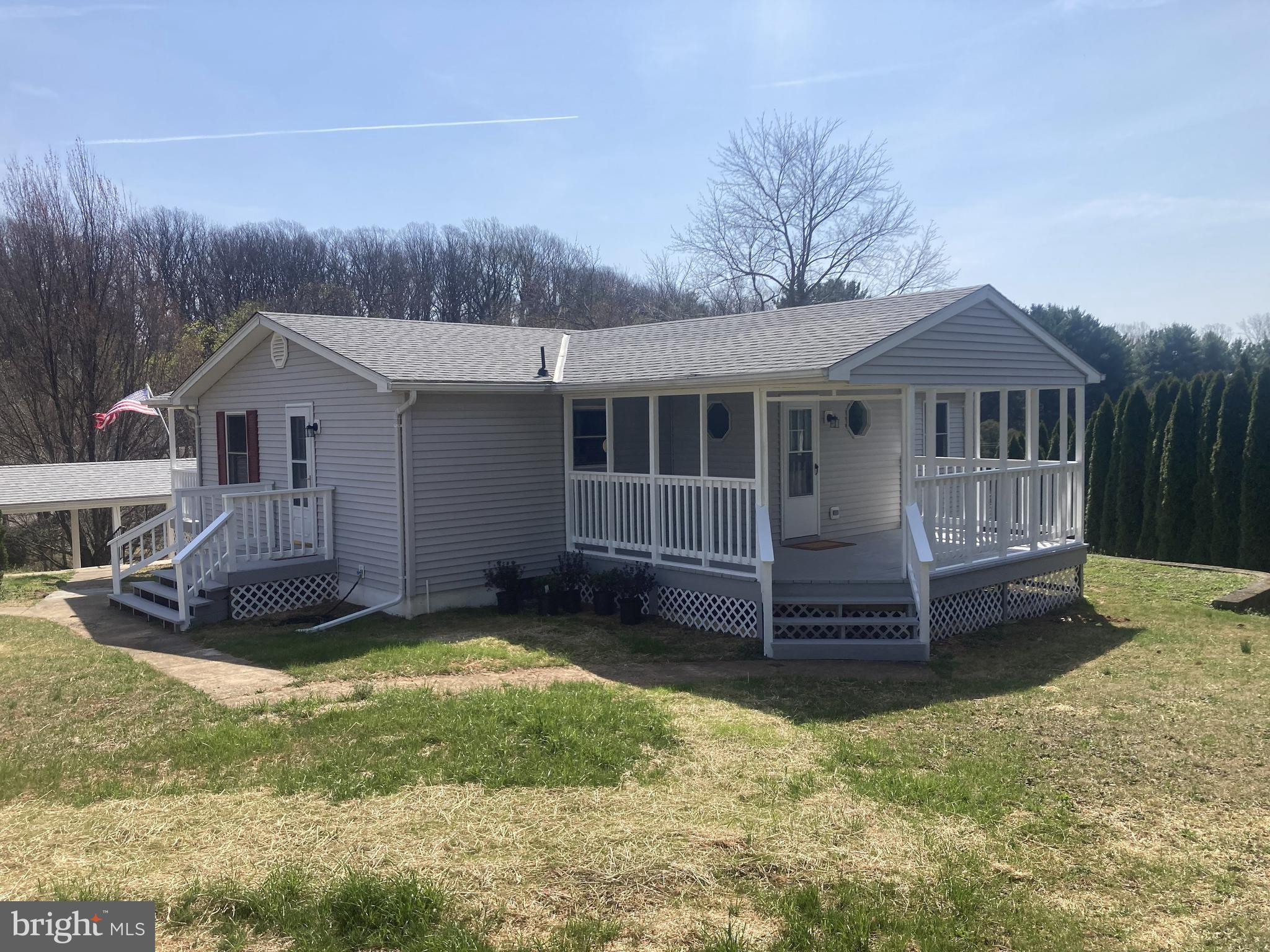 SUNDOWN MANOR - Residential