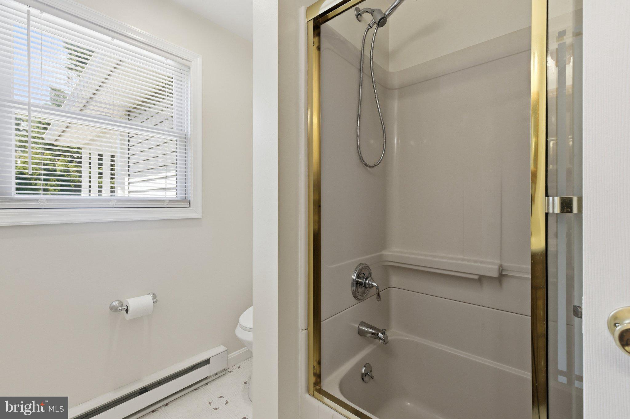 SUNDOWN MANOR - Residential