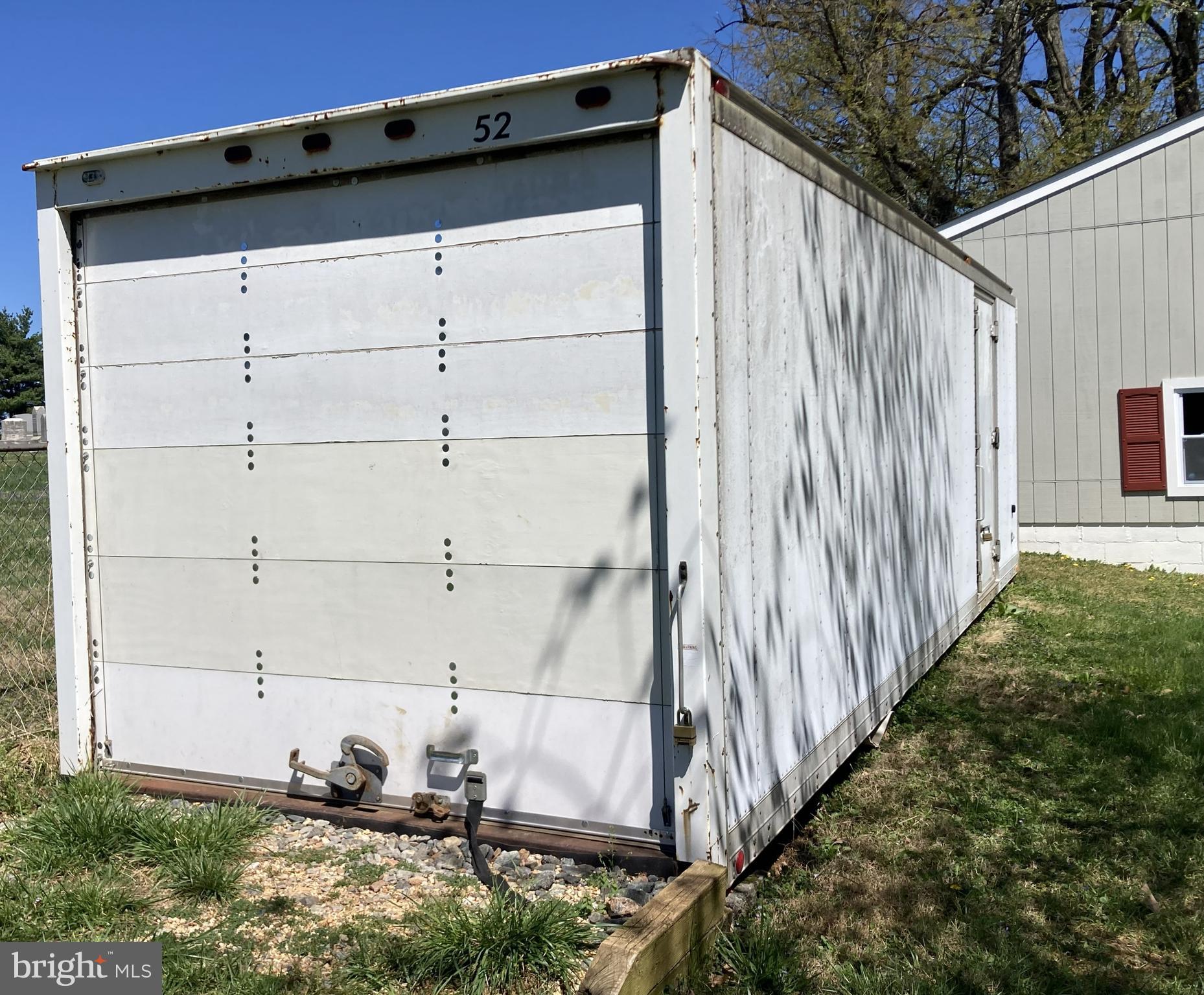 SUNDOWN MANOR - Residential