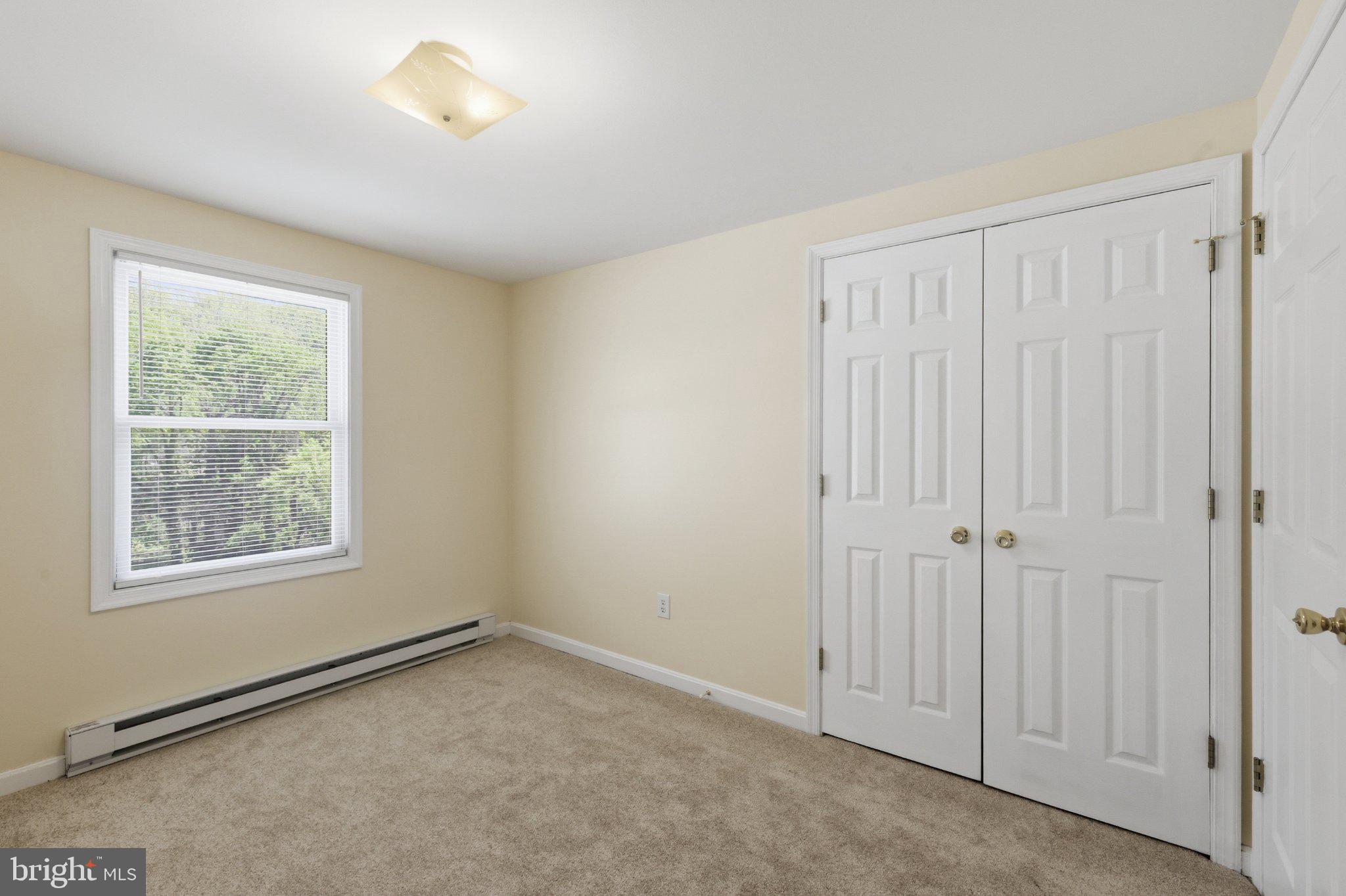 SUNDOWN MANOR - Residential