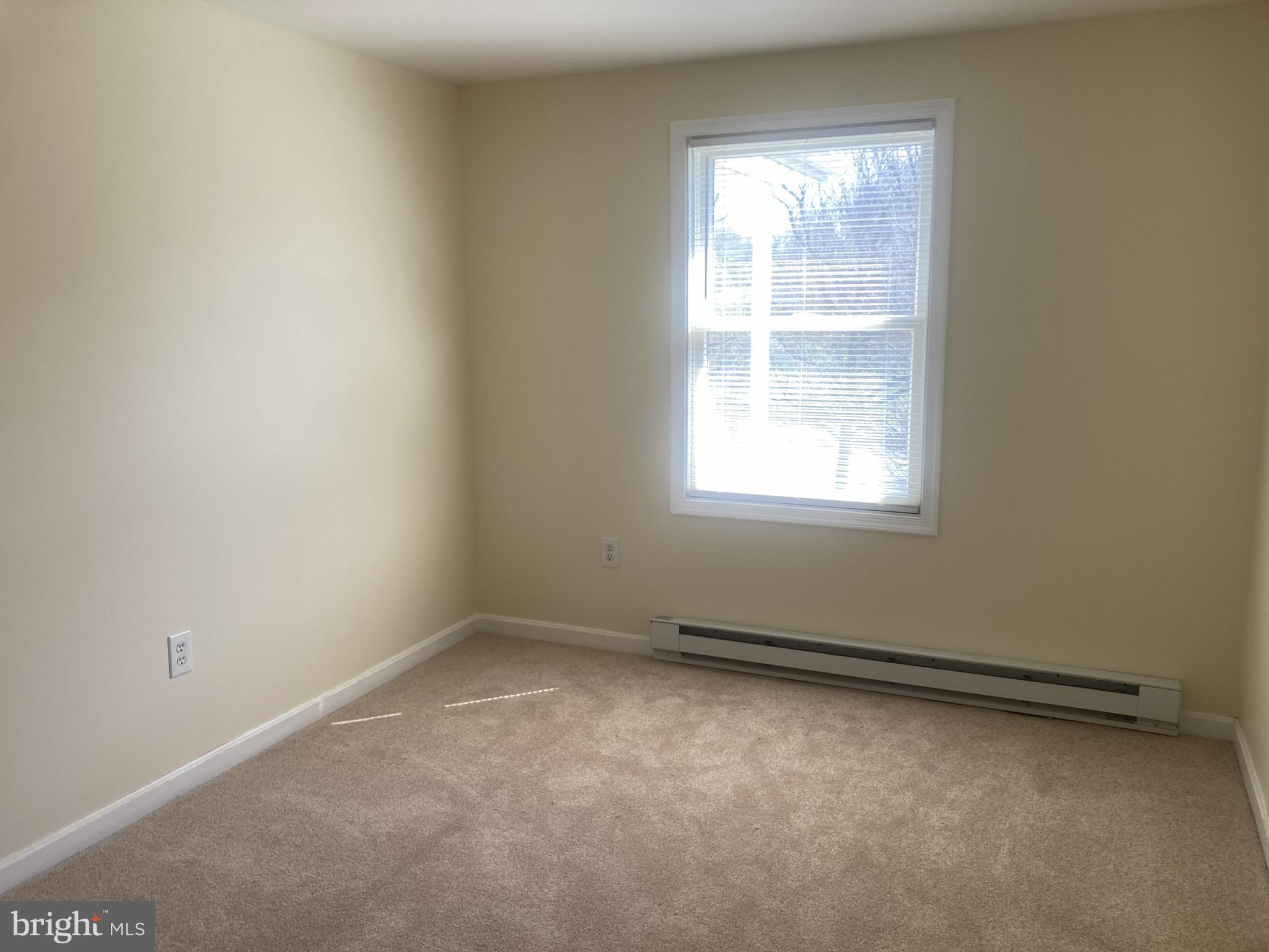 SUNDOWN MANOR - Residential