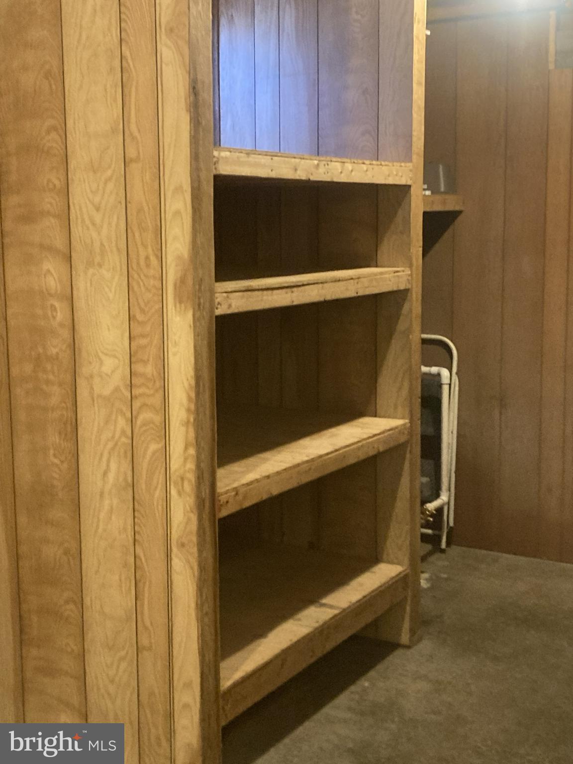 SUNDOWN MANOR - Residential