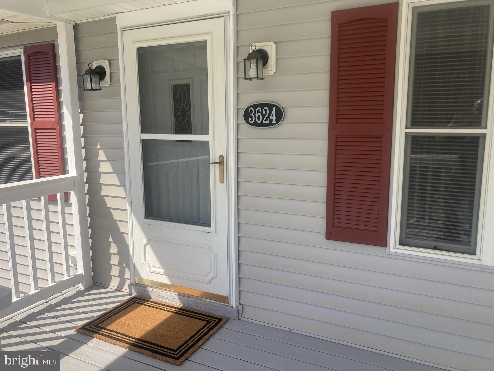 SUNDOWN MANOR - Residential