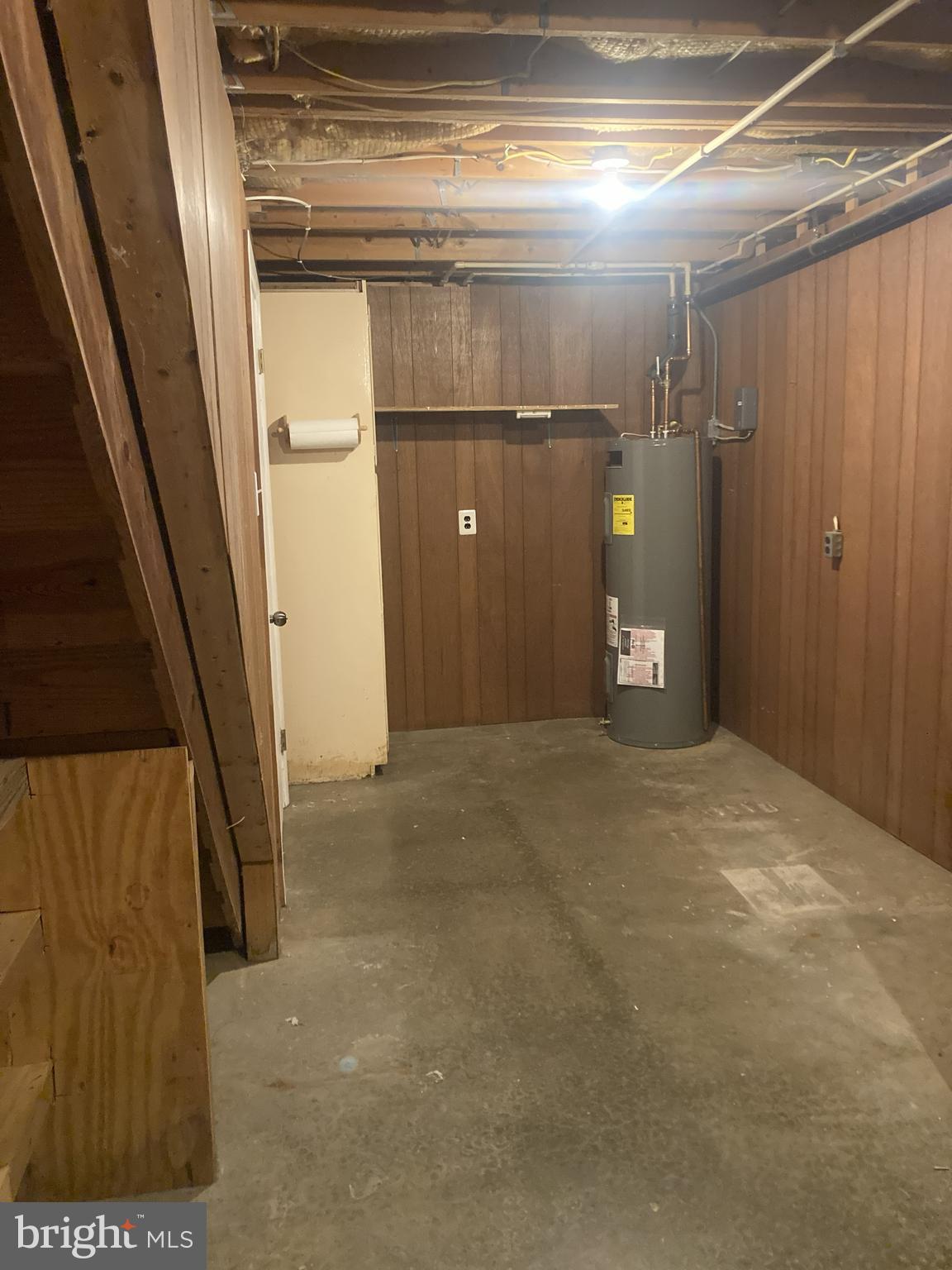 SUNDOWN MANOR - Residential