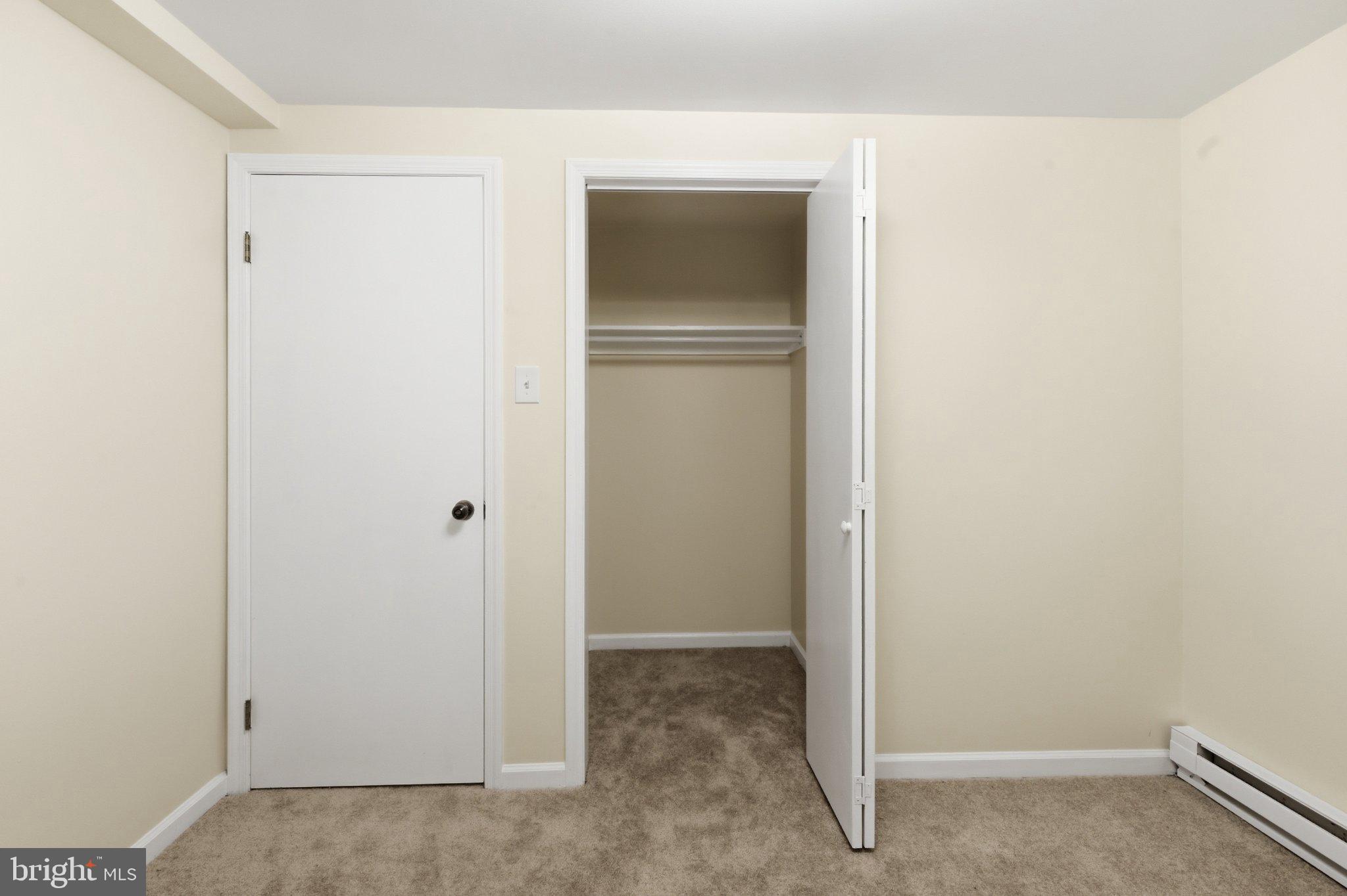 SUNDOWN MANOR - Residential