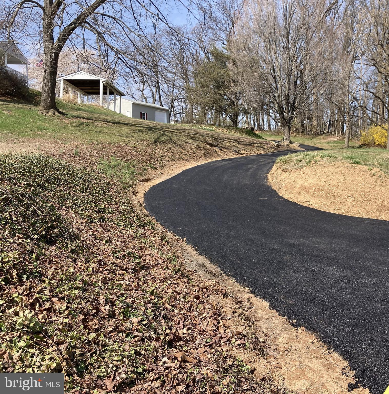 SUNDOWN MANOR - Residential