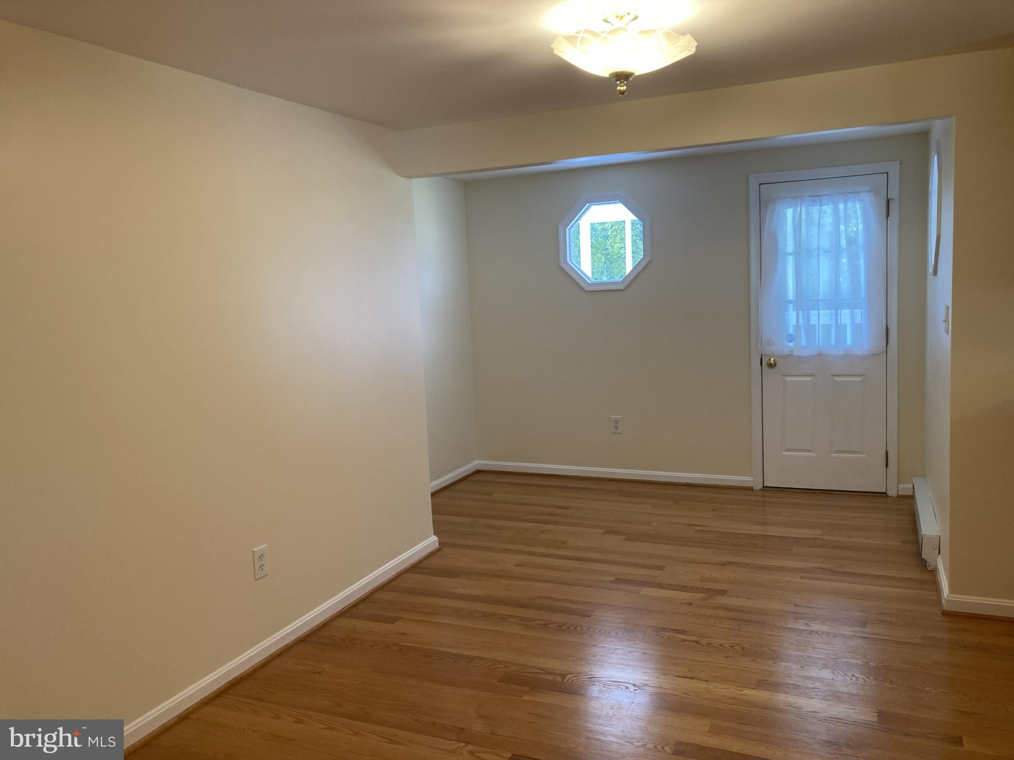 SUNDOWN MANOR - Residential