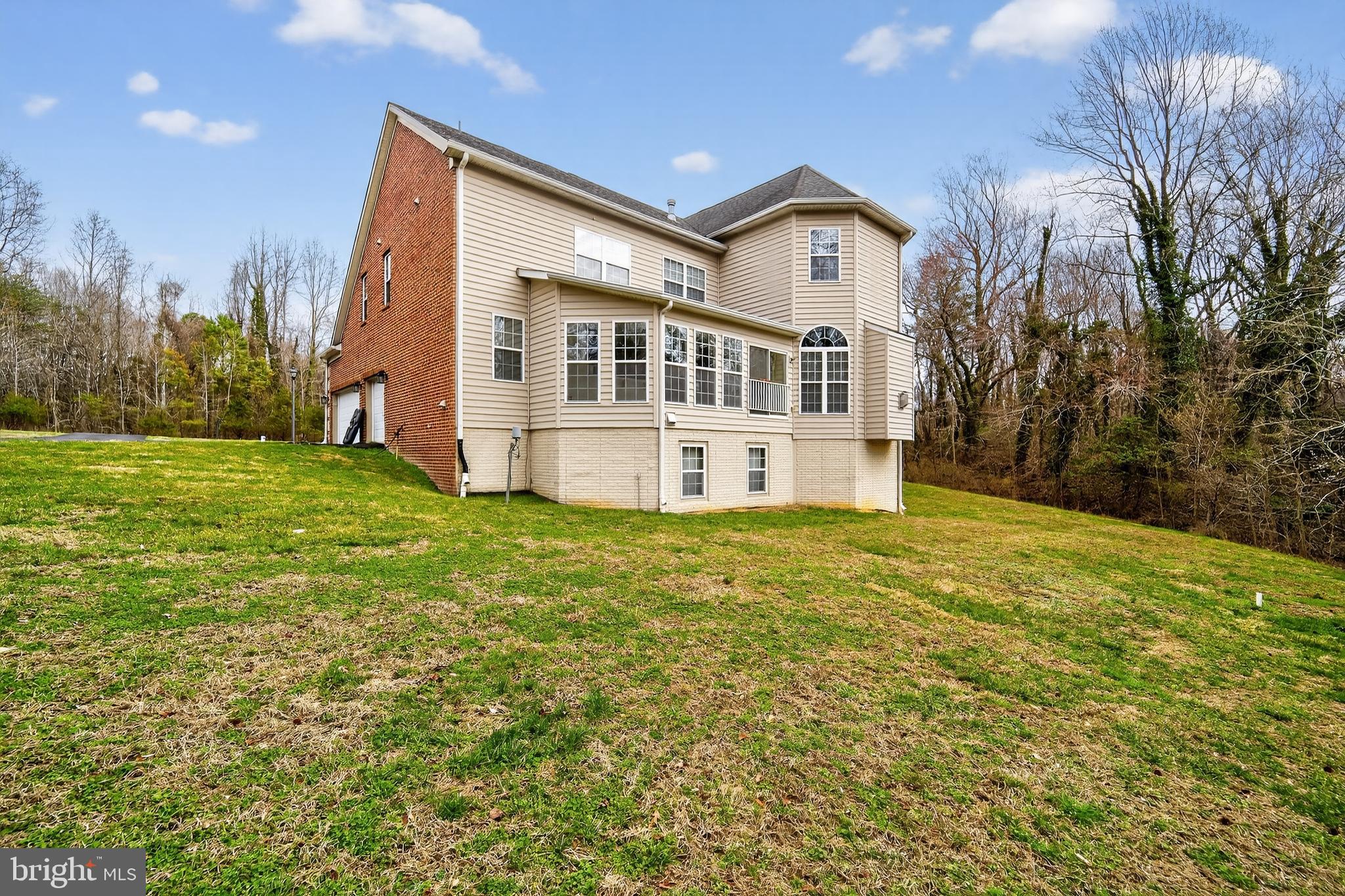 CEDAR FARMS - Residential