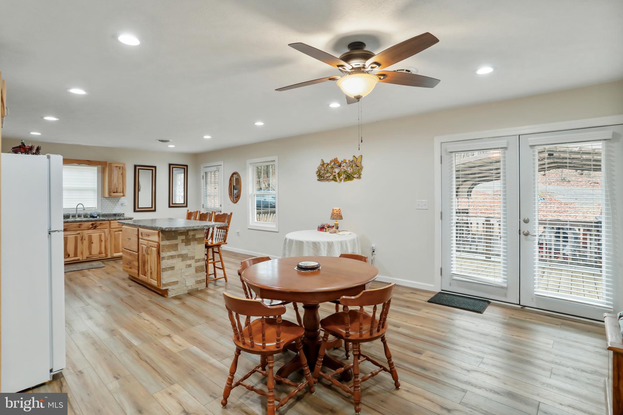 RIVER VIEW - Residential