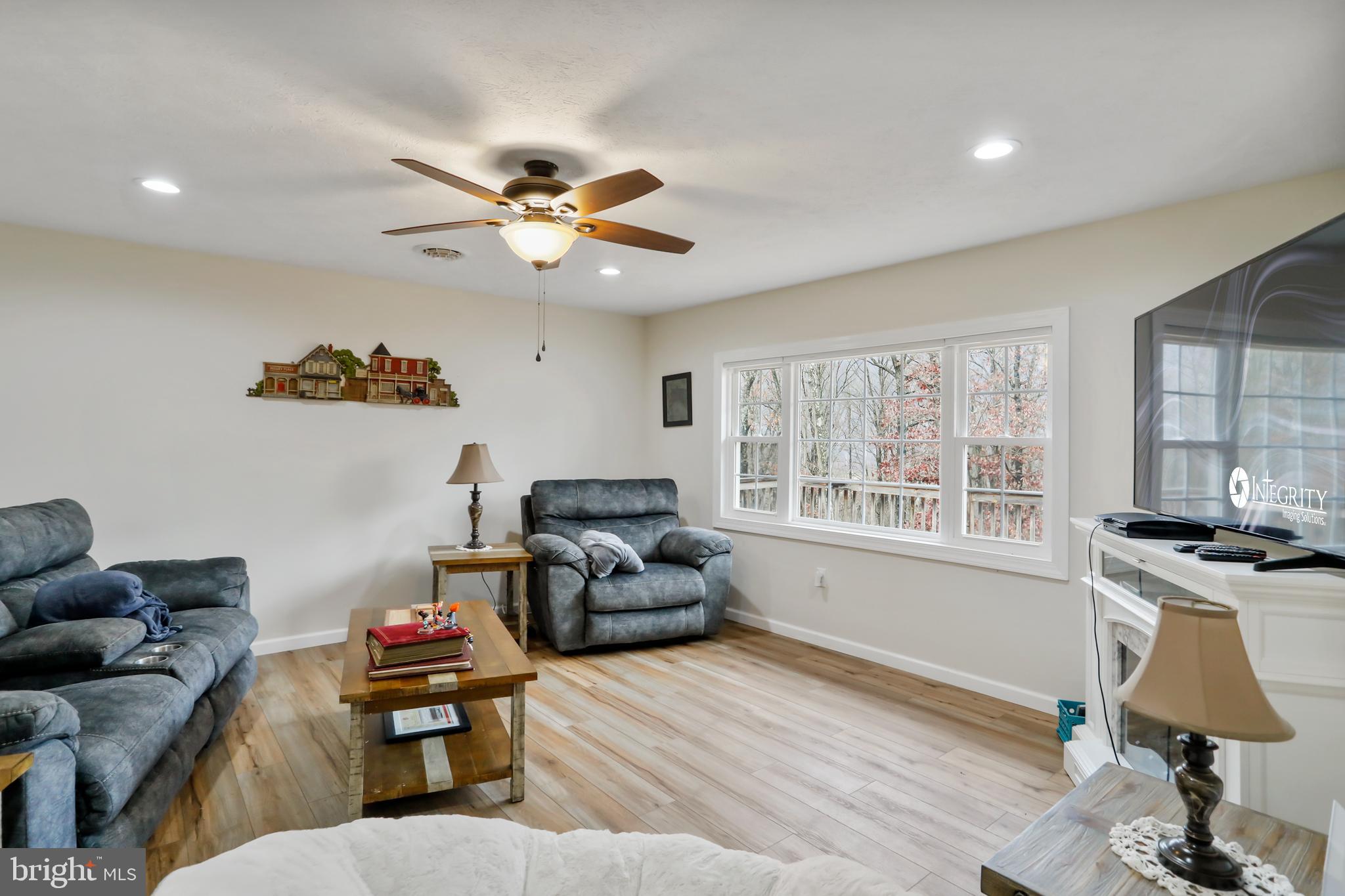 RIVER VIEW - Residential