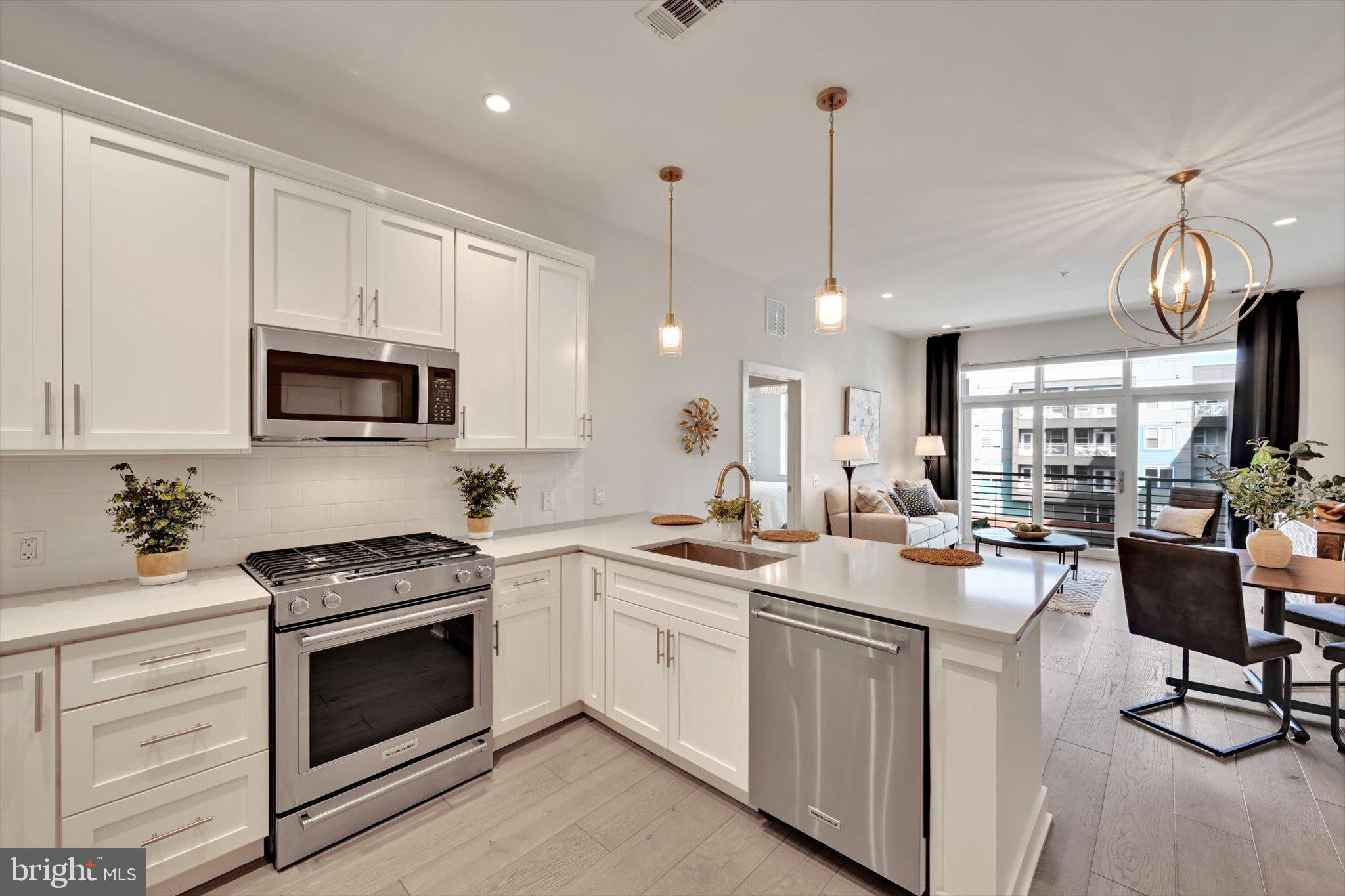 575 SOUTH CONDOS - Residential