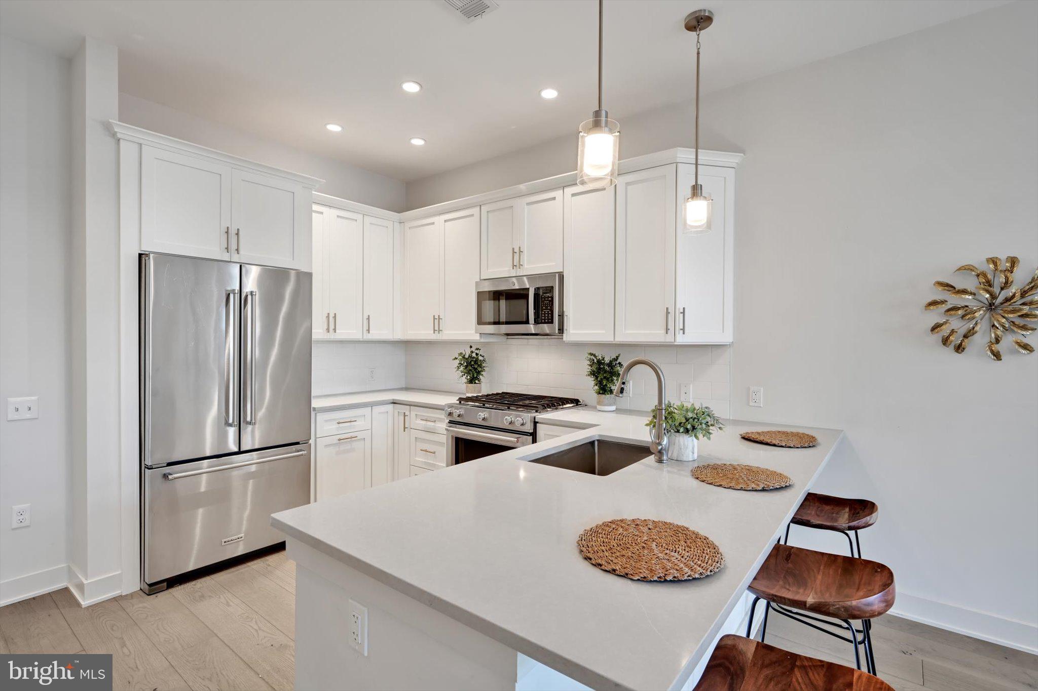 575 SOUTH CONDOS - Residential