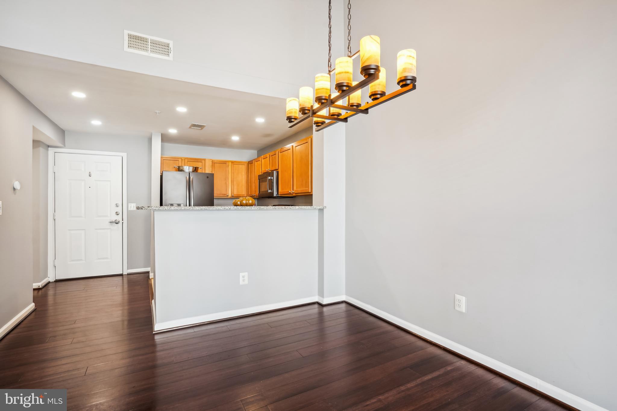 SAVOY AT RESTON TOWN CENTER - Residential Lease