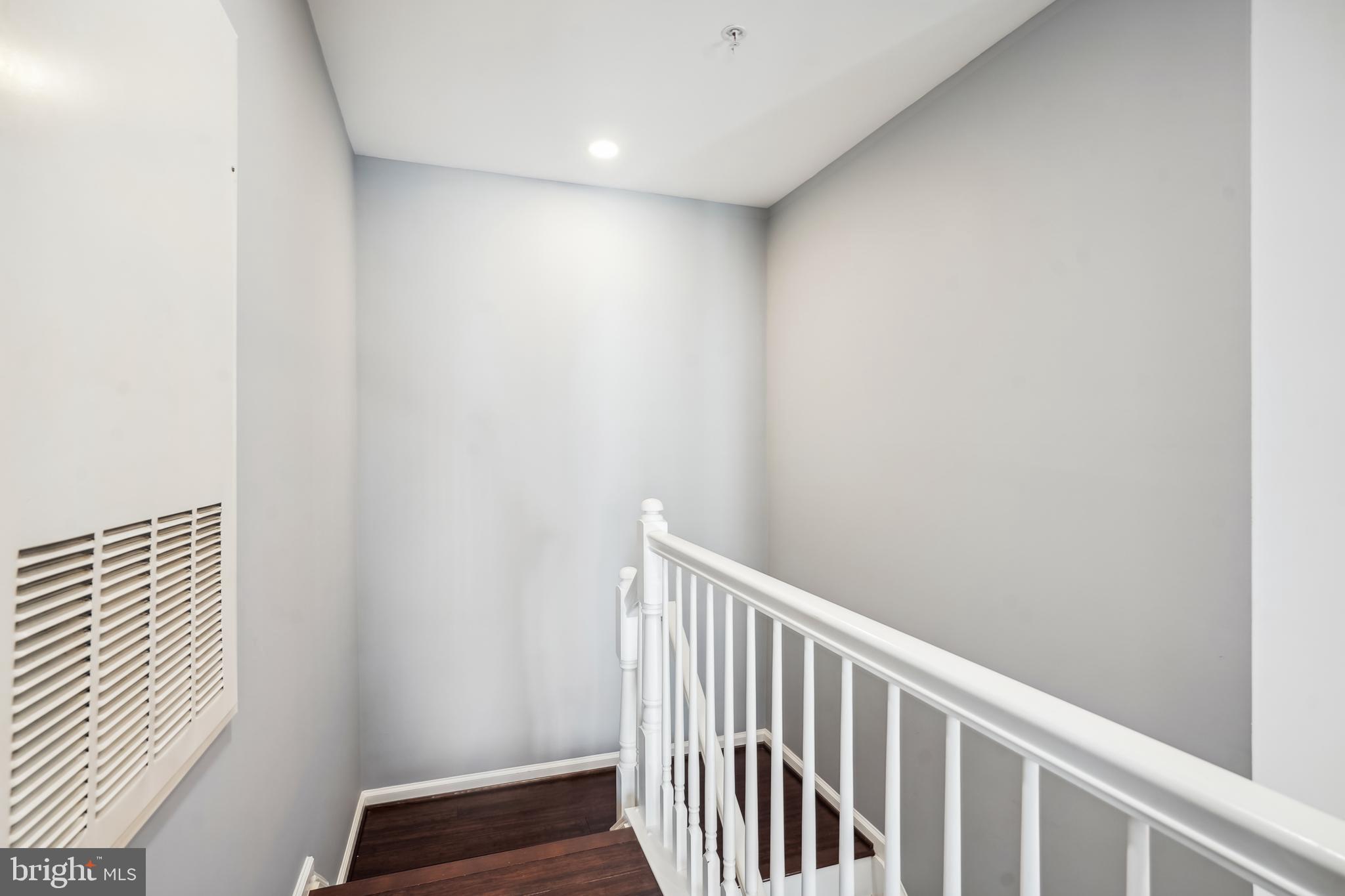 SAVOY AT RESTON TOWN CENTER - Residential Lease