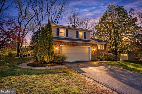Photo of 803 Dunbar Road, CARLISLE, PA 17013 (MLS # PACB2052946)