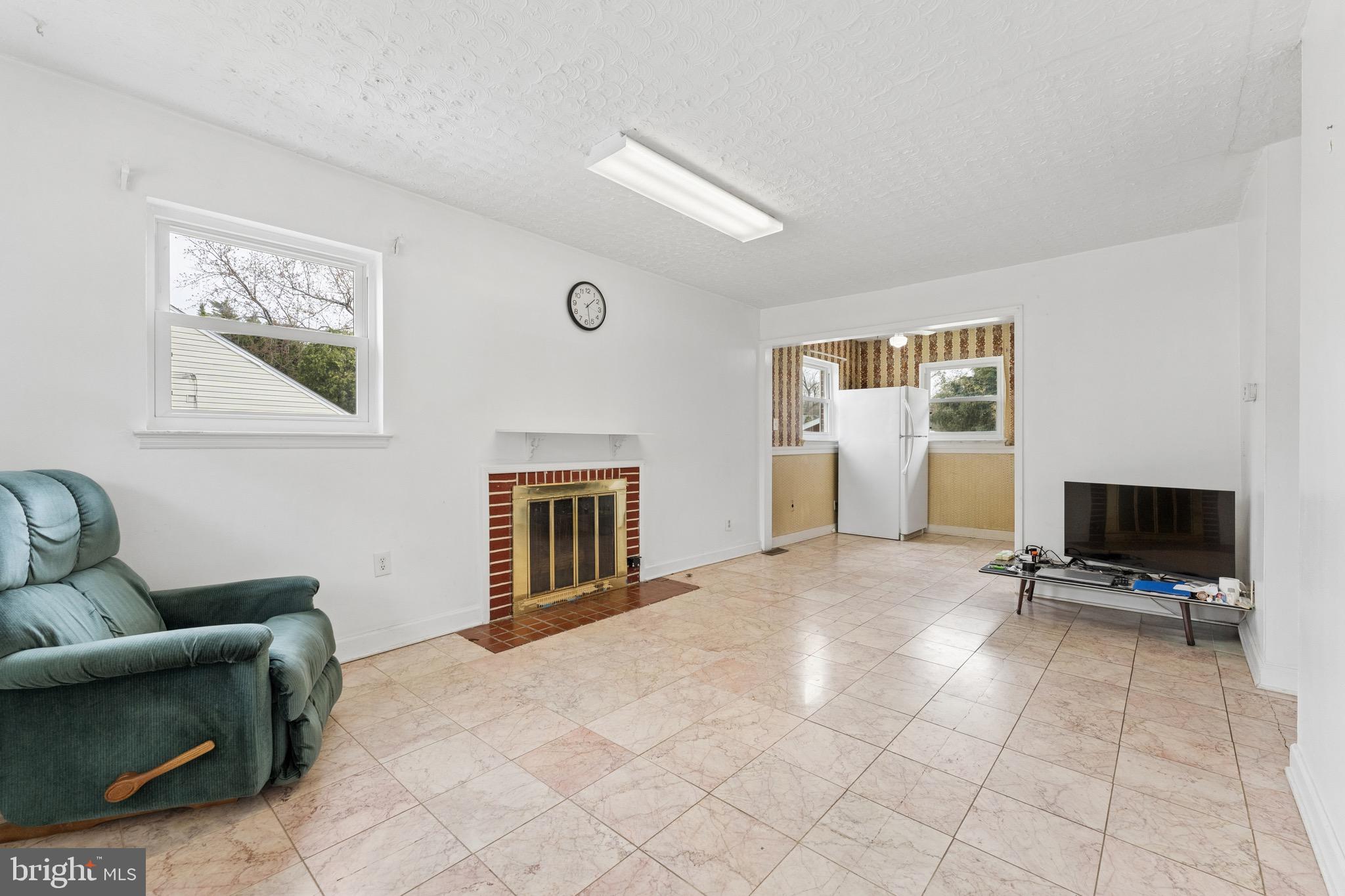 7209 VALLEYCREST BOULEVARD