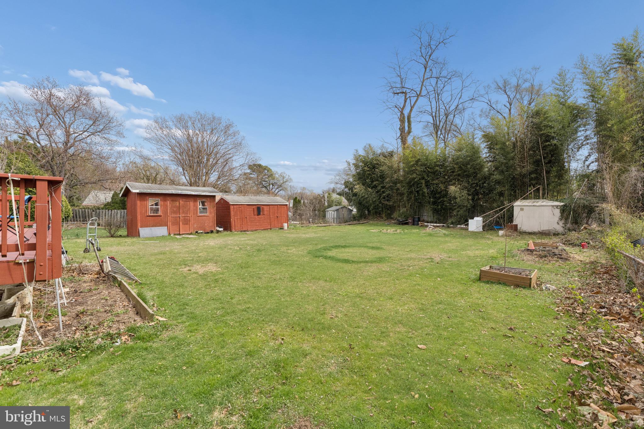 BROYHILL CREST - Residential