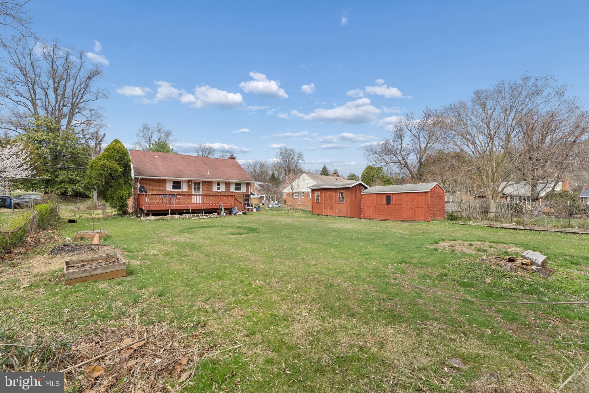 BROYHILL CREST - Residential