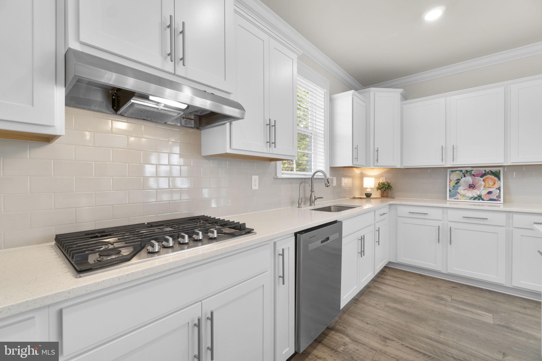 STONEGATE - Residential