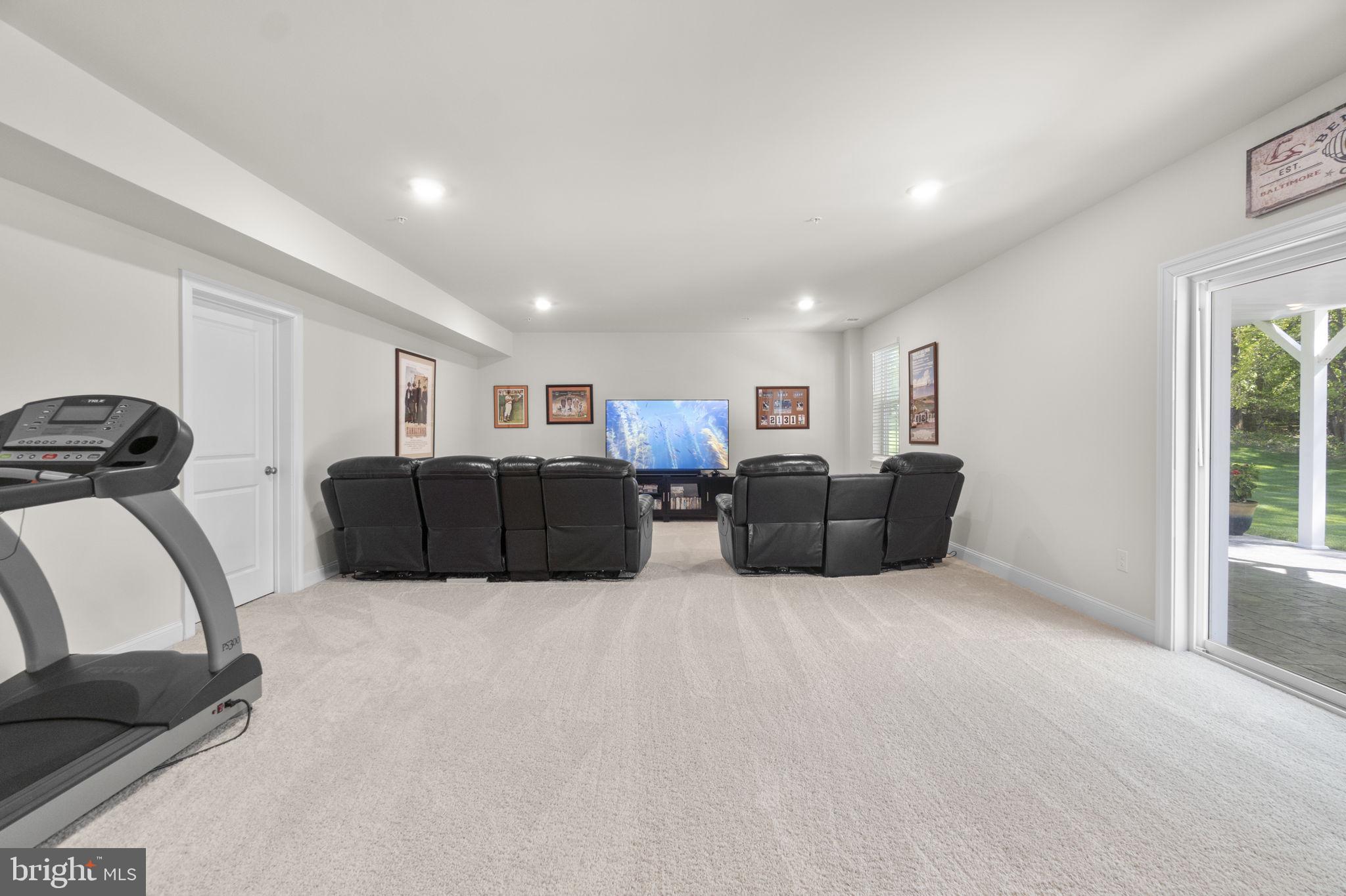 STONEGATE - Residential