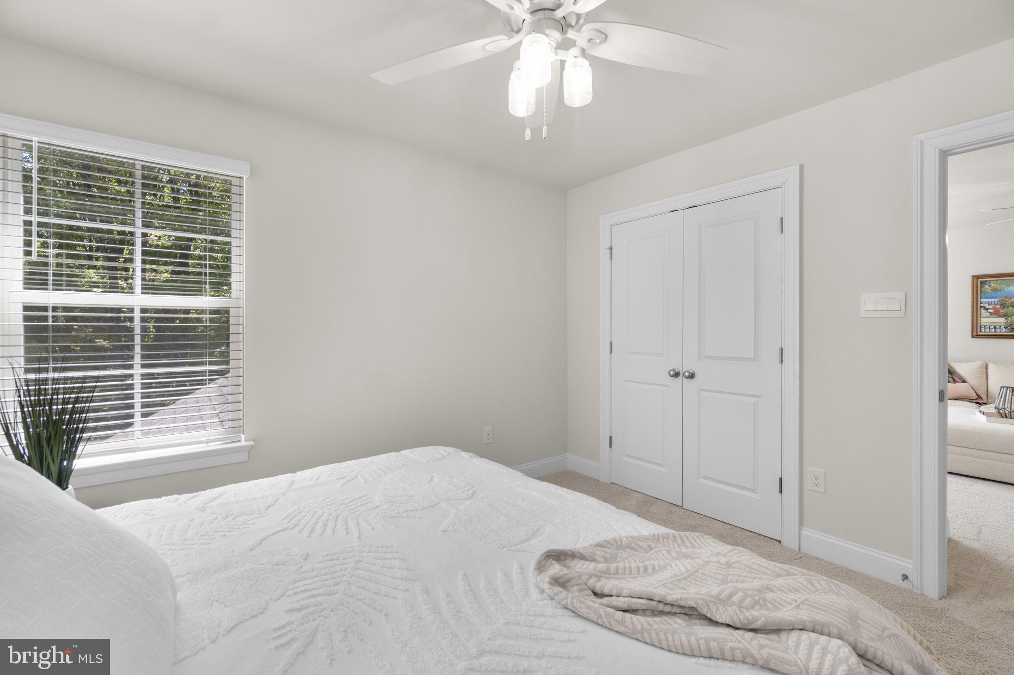 STONEGATE - Residential