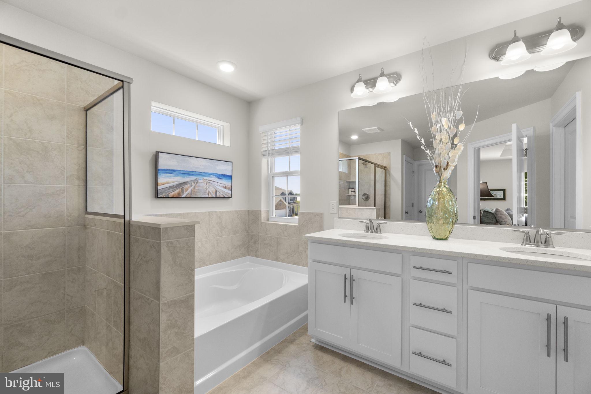 STONEGATE - Residential