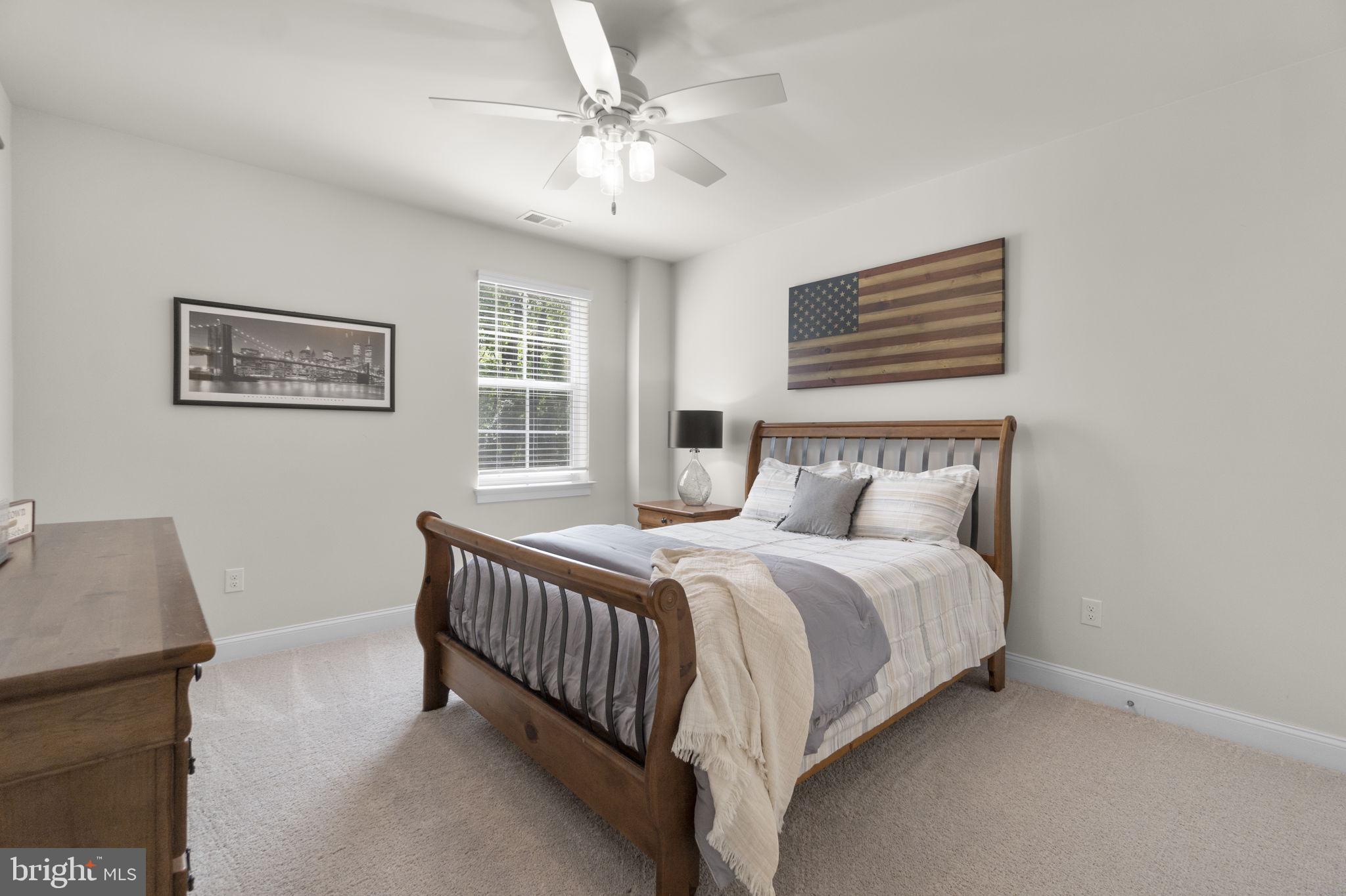 STONEGATE - Residential