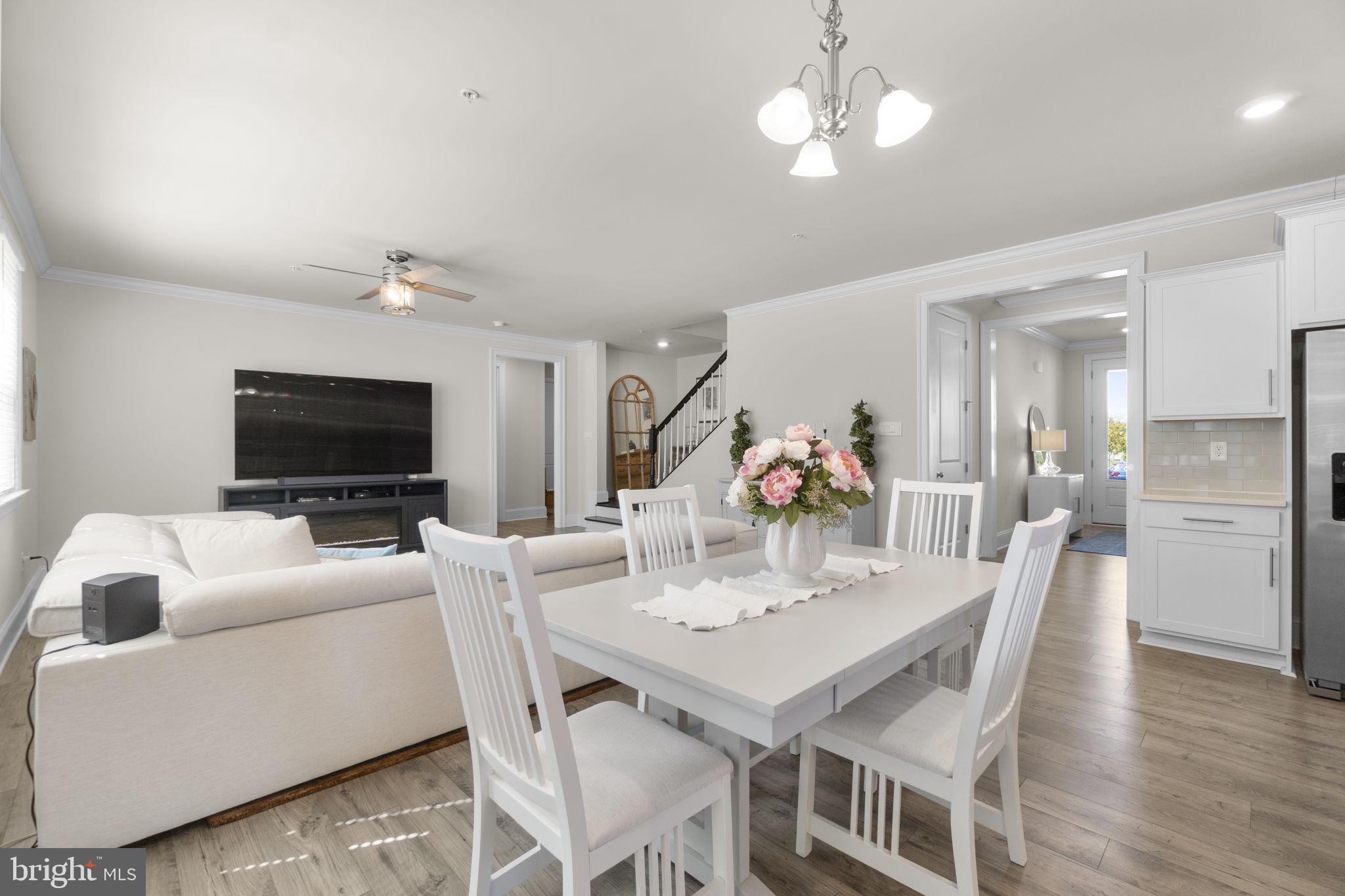 STONEGATE - Residential