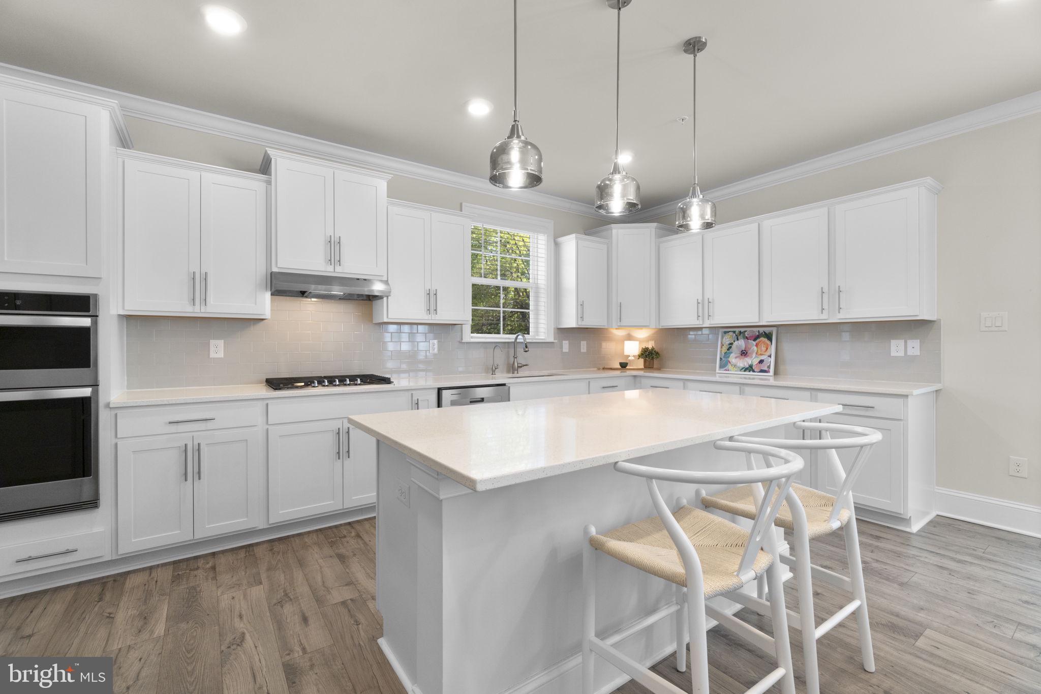 STONEGATE - Residential