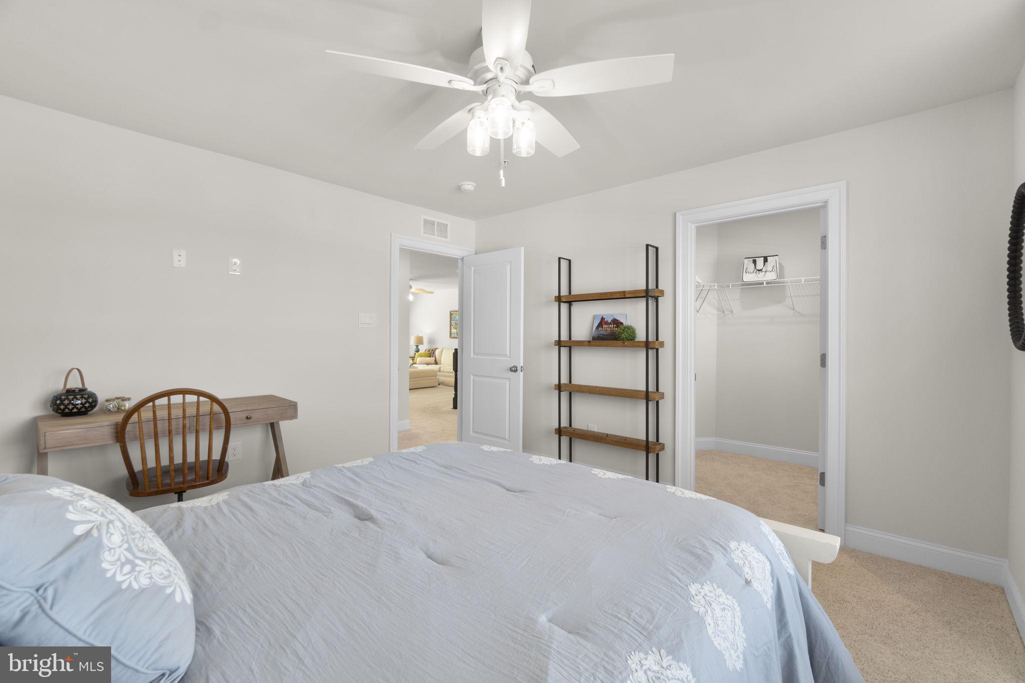 STONEGATE - Residential