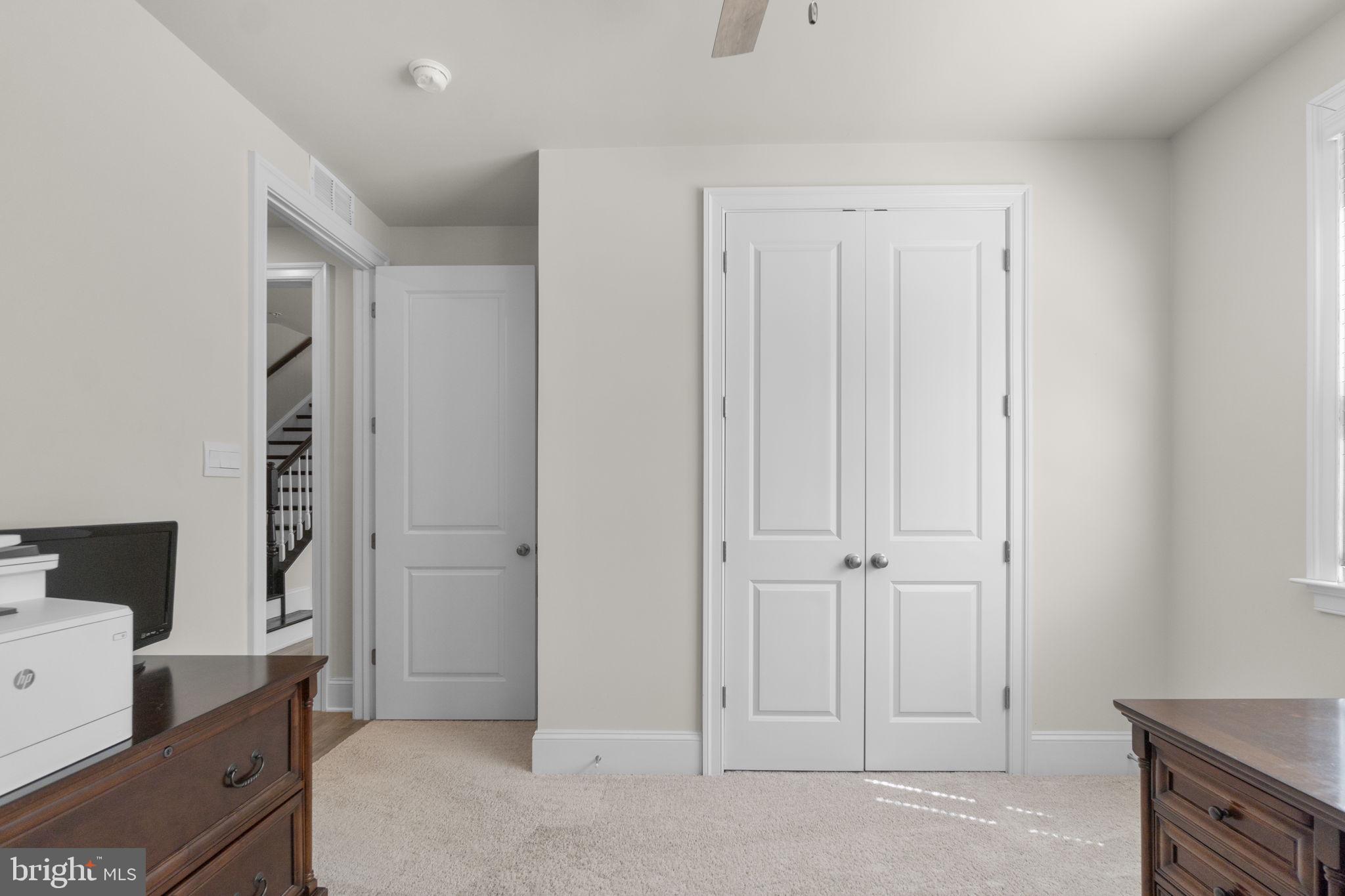 STONEGATE - Residential