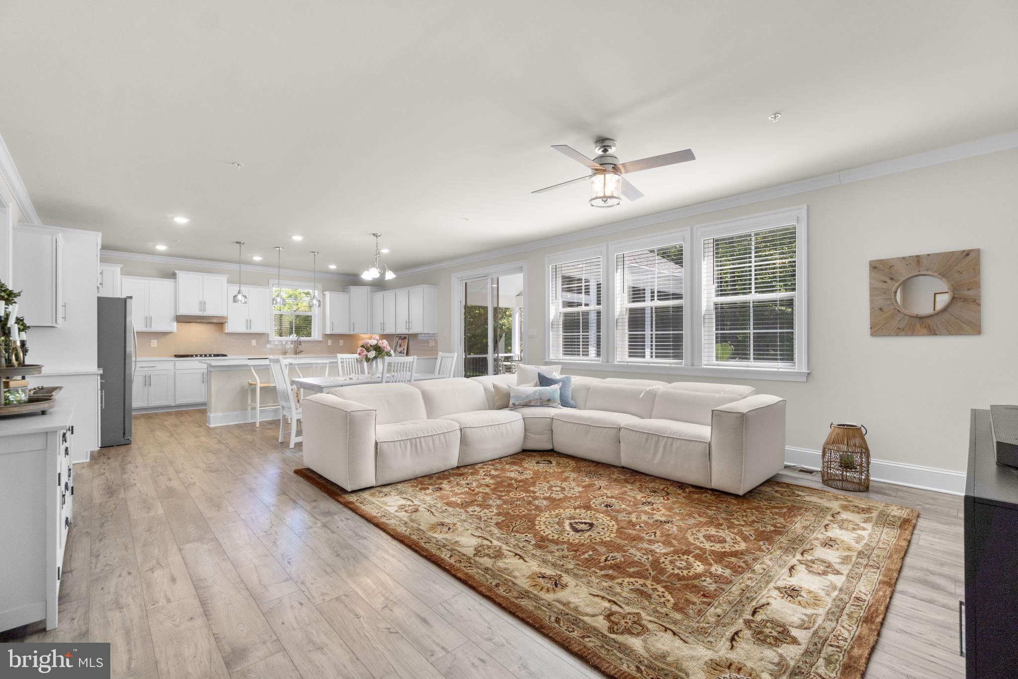STONEGATE - Residential