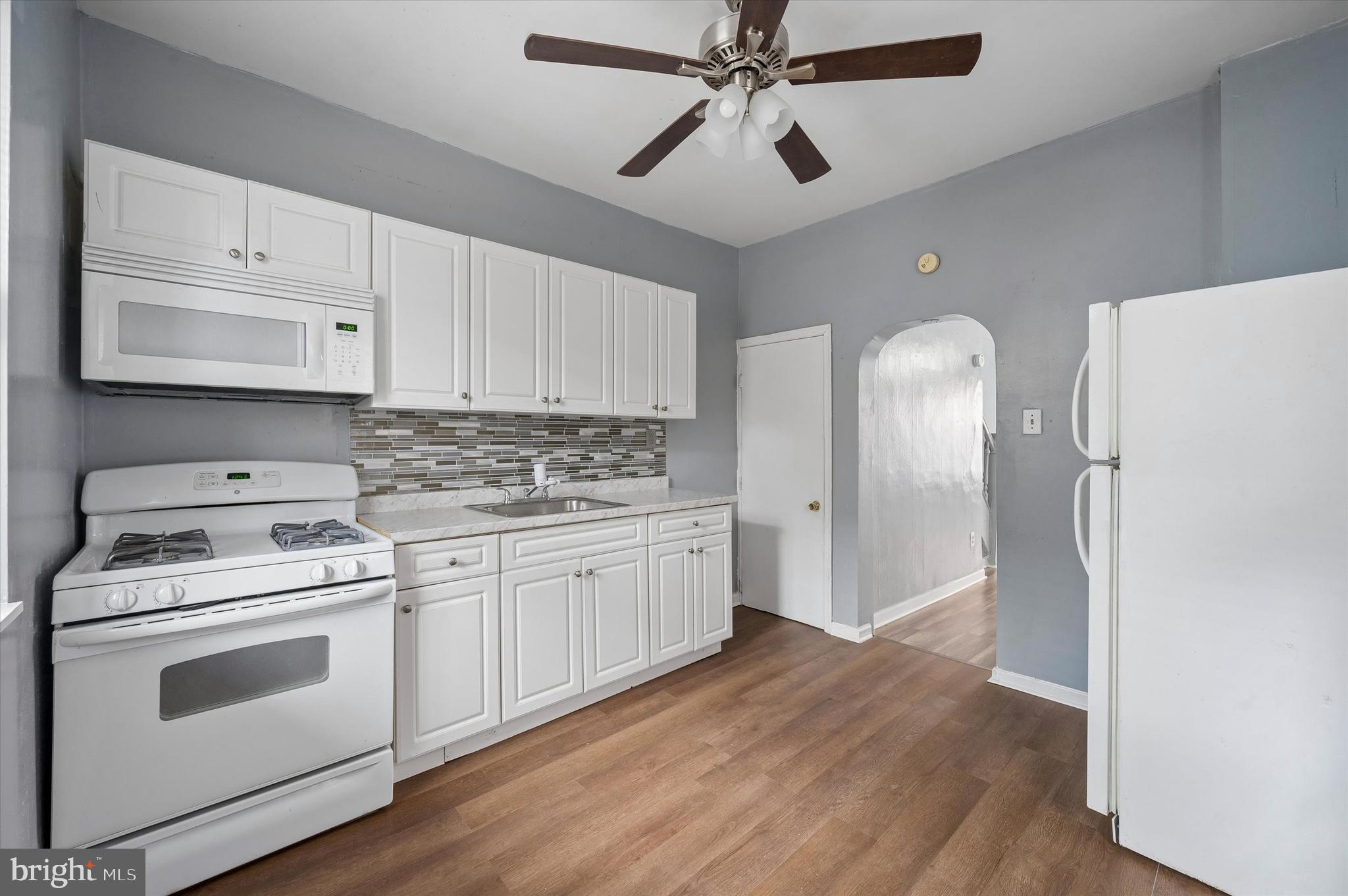 KENSINGTON - Residential