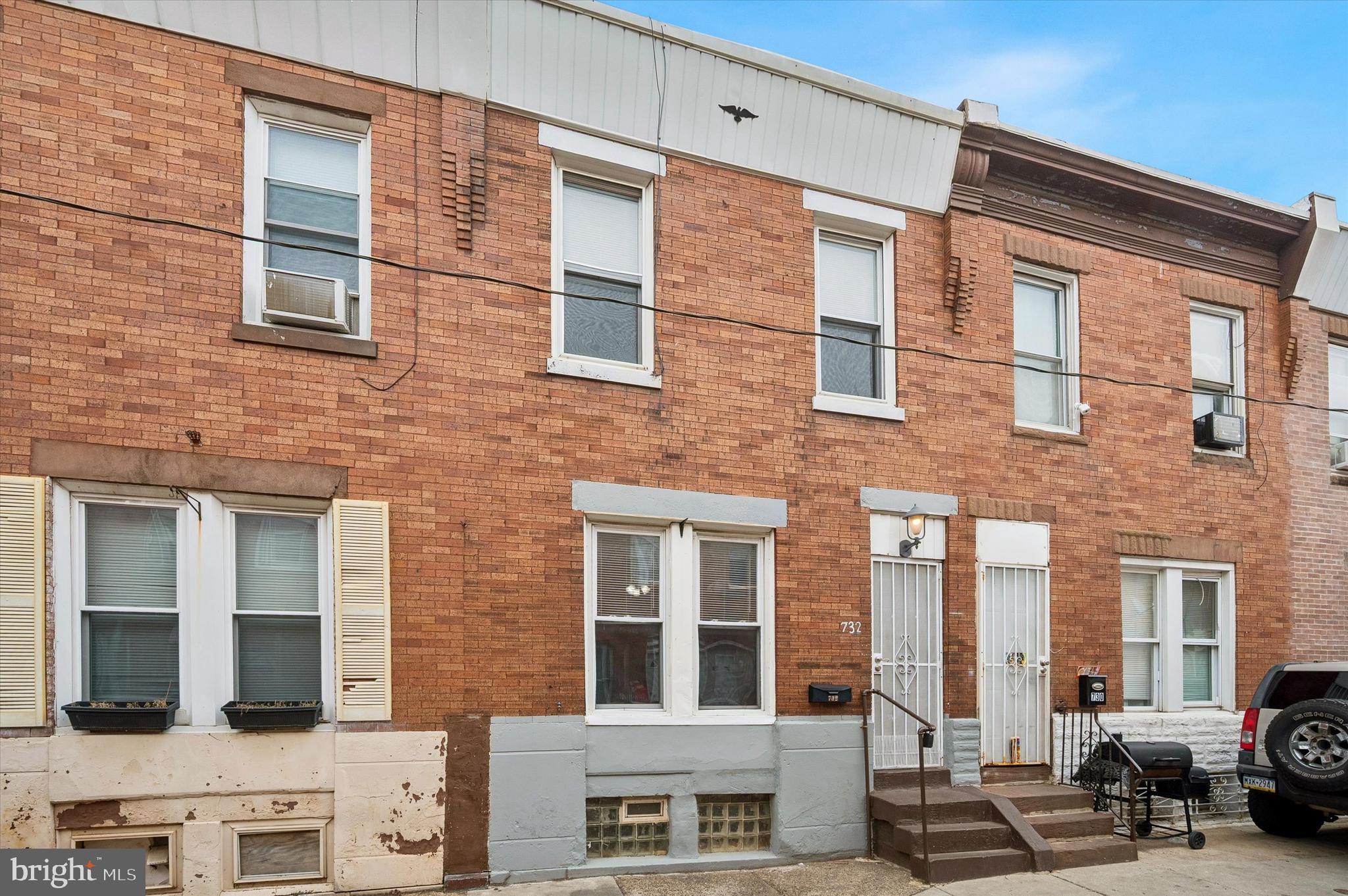 KENSINGTON - Residential