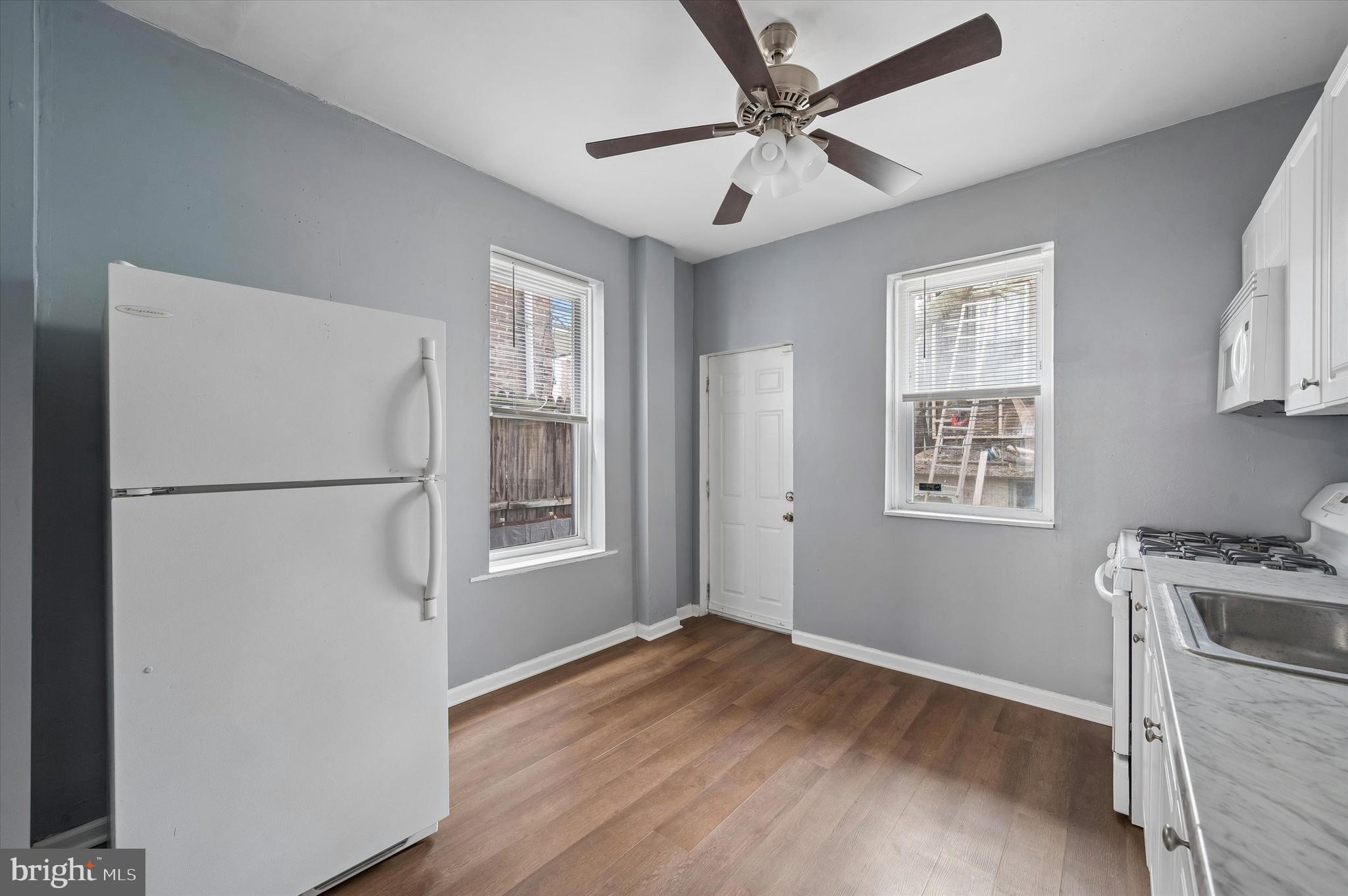 KENSINGTON - Residential