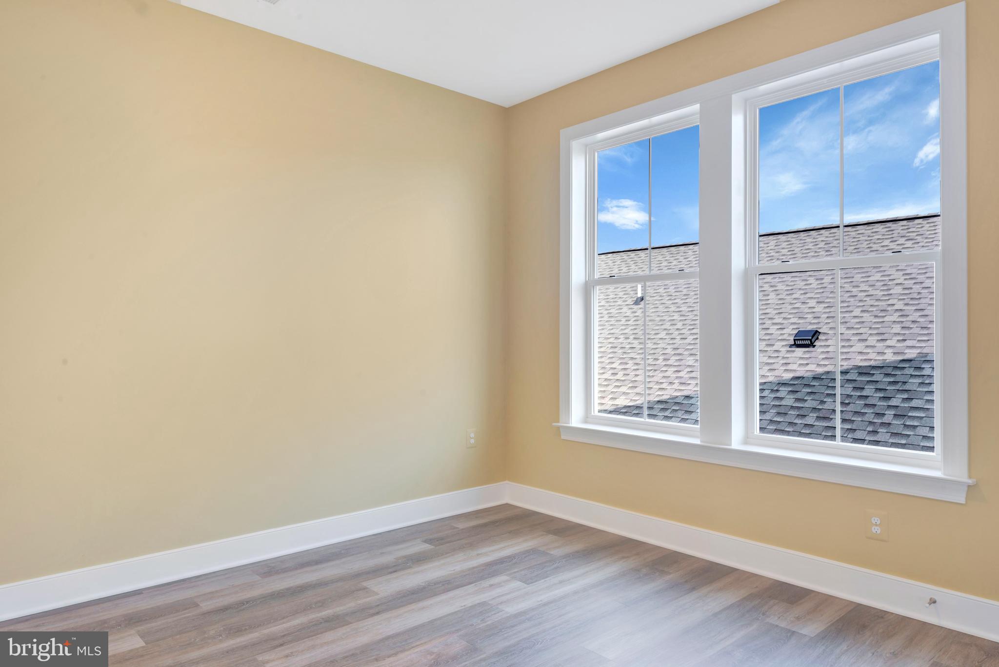 FOUR SEASONS AT KENT ISLAND - Residential