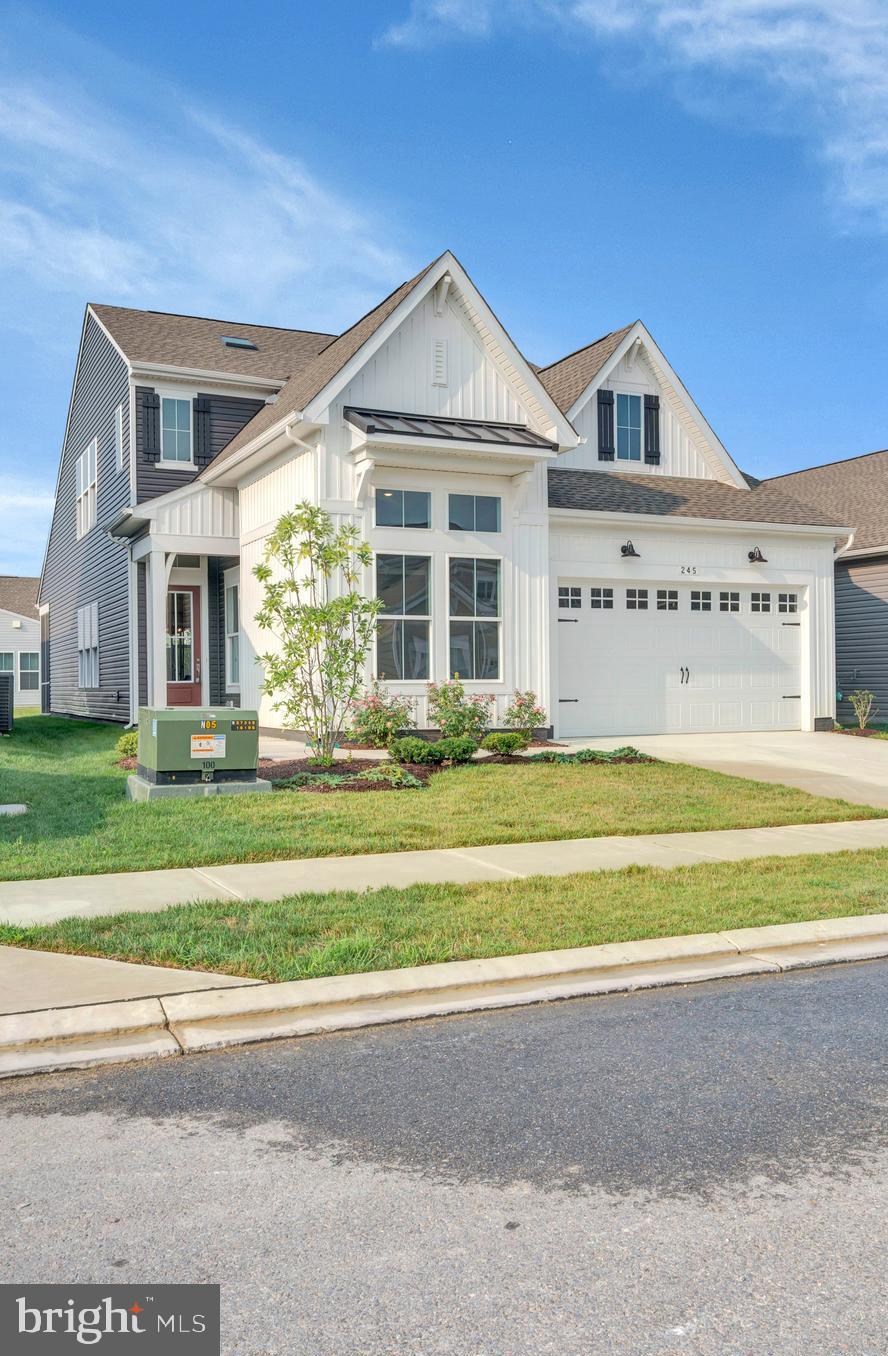 FOUR SEASONS AT KENT ISLAND - Residential