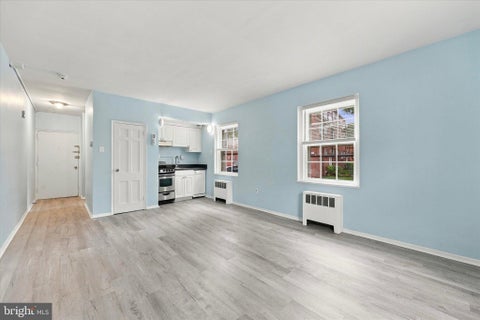 Condo For Sale - 723 Melon Terrace #A<br/> PHILADELPHIA, PA 19123