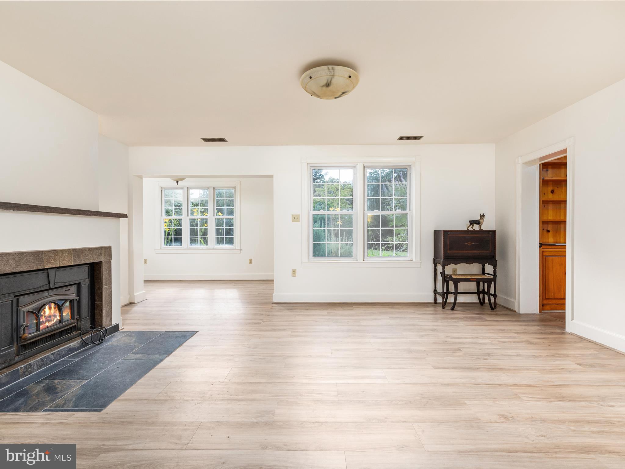 939 SEVEN FOUNTAINS ROAD
