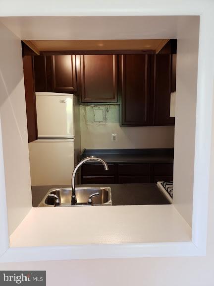 ROSSLYN - Residential Lease