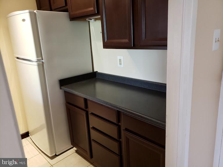 ROSSLYN - Residential Lease