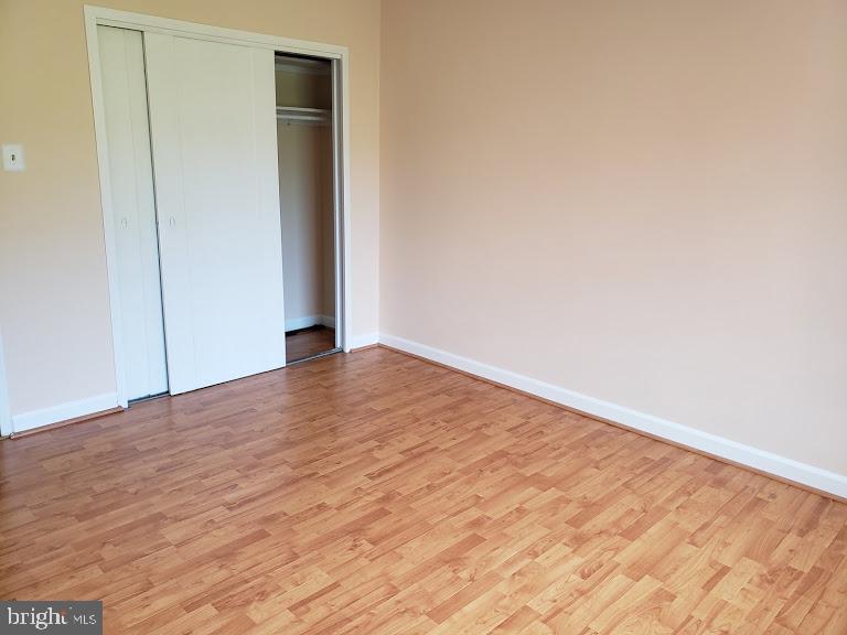 ROSSLYN - Residential Lease