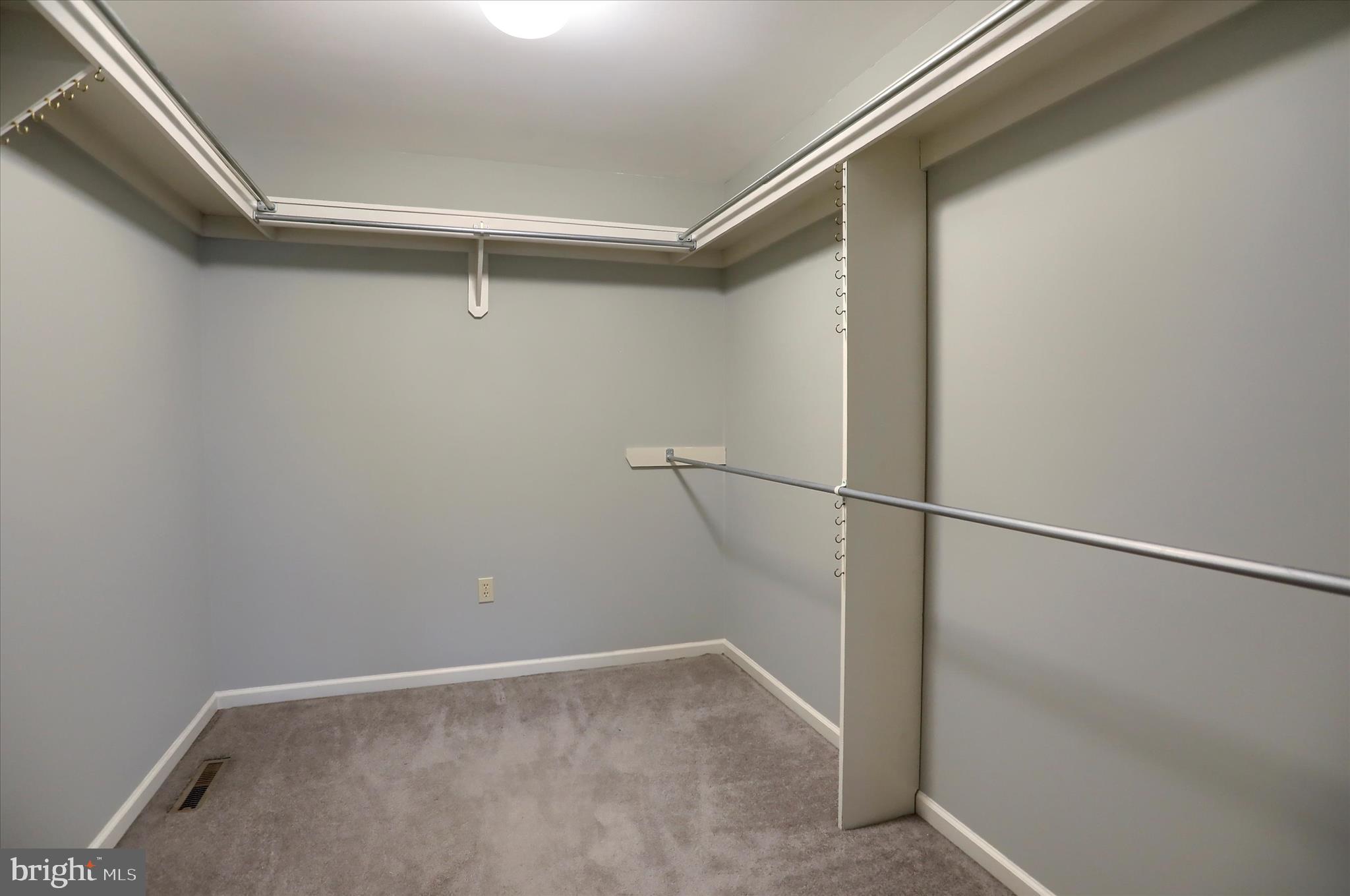 FLORIBUNDA HEIGHTS - Residential