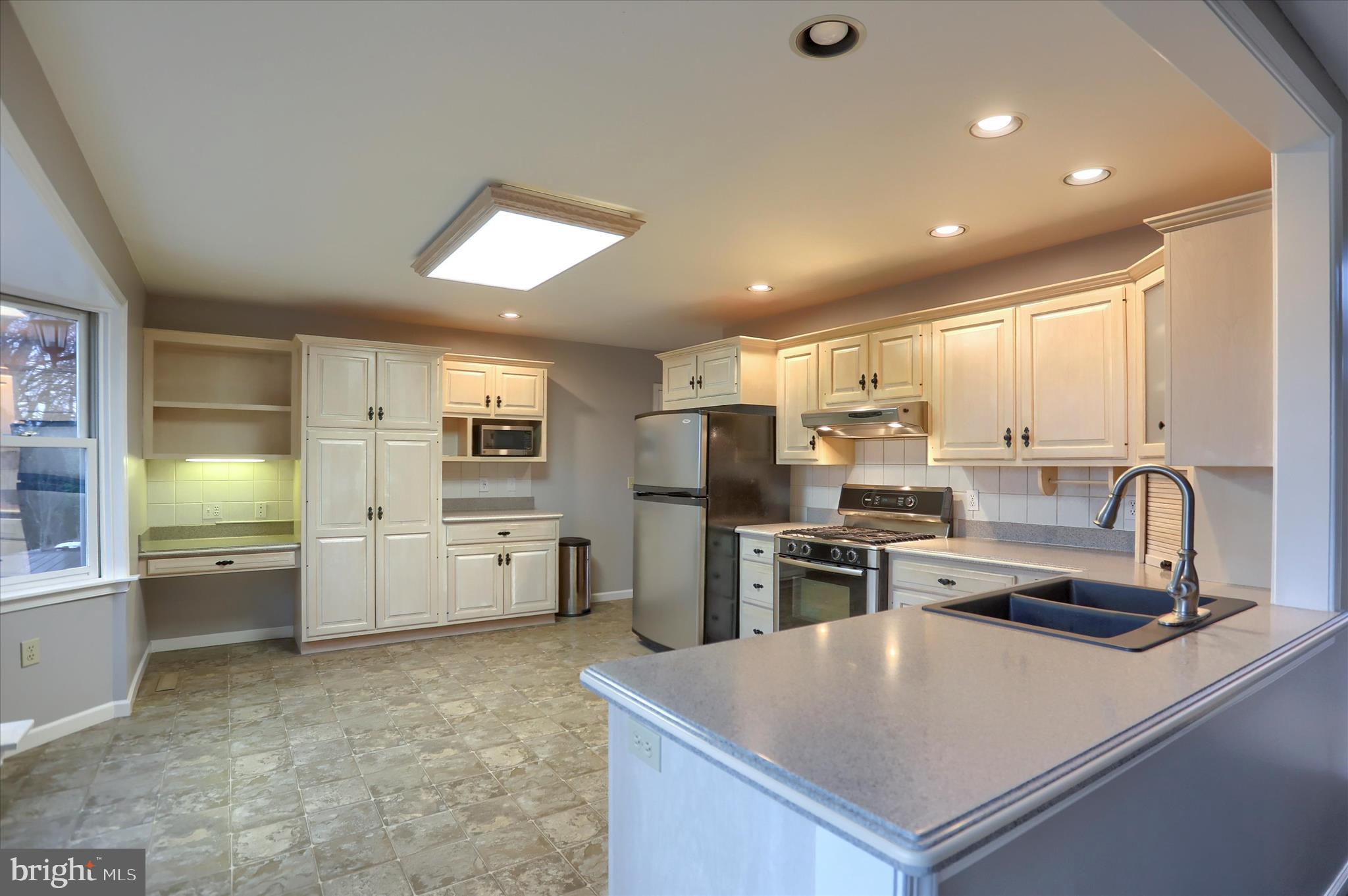 FLORIBUNDA HEIGHTS - Residential