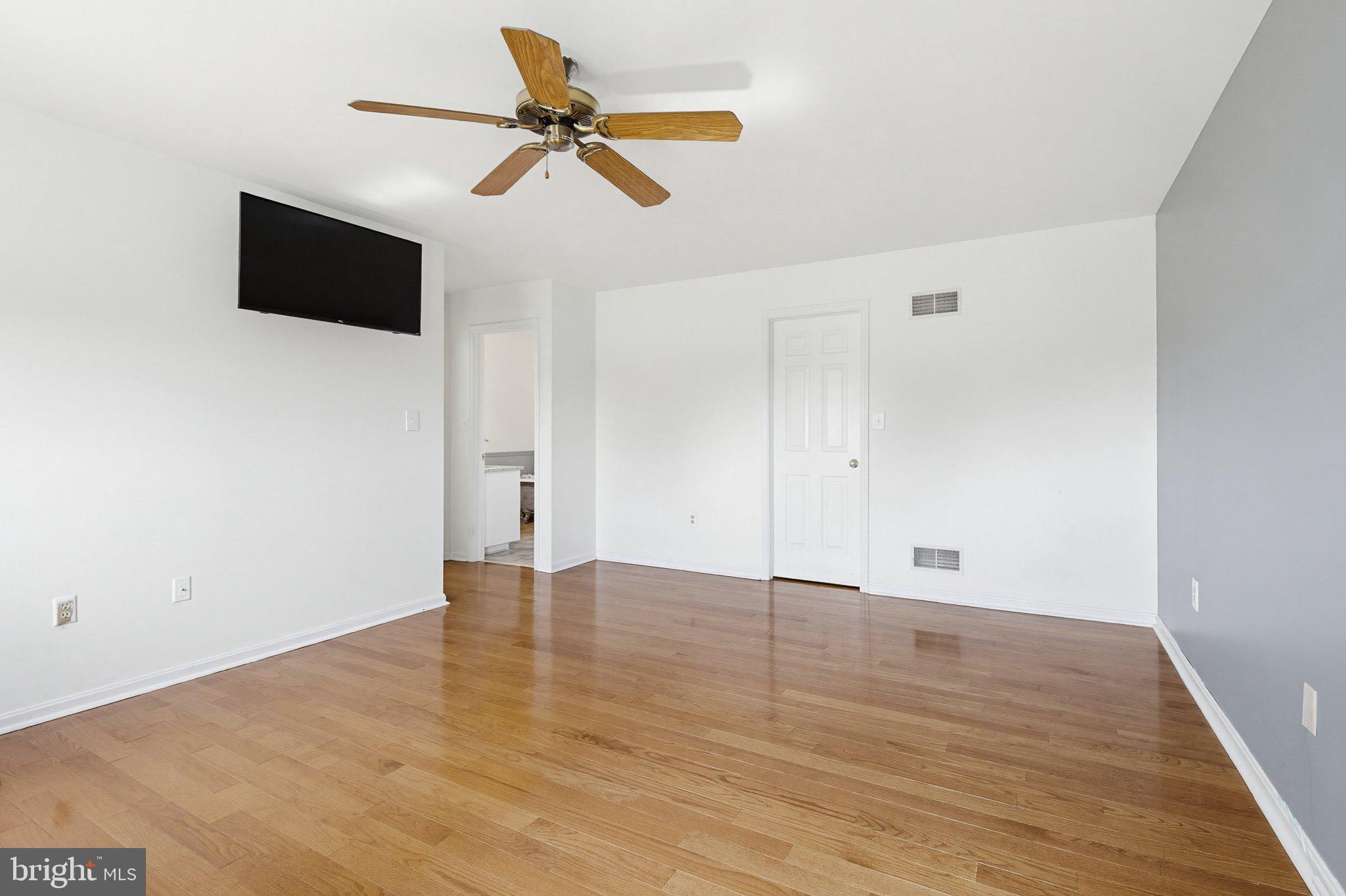 SALISBURY TWP - Residential