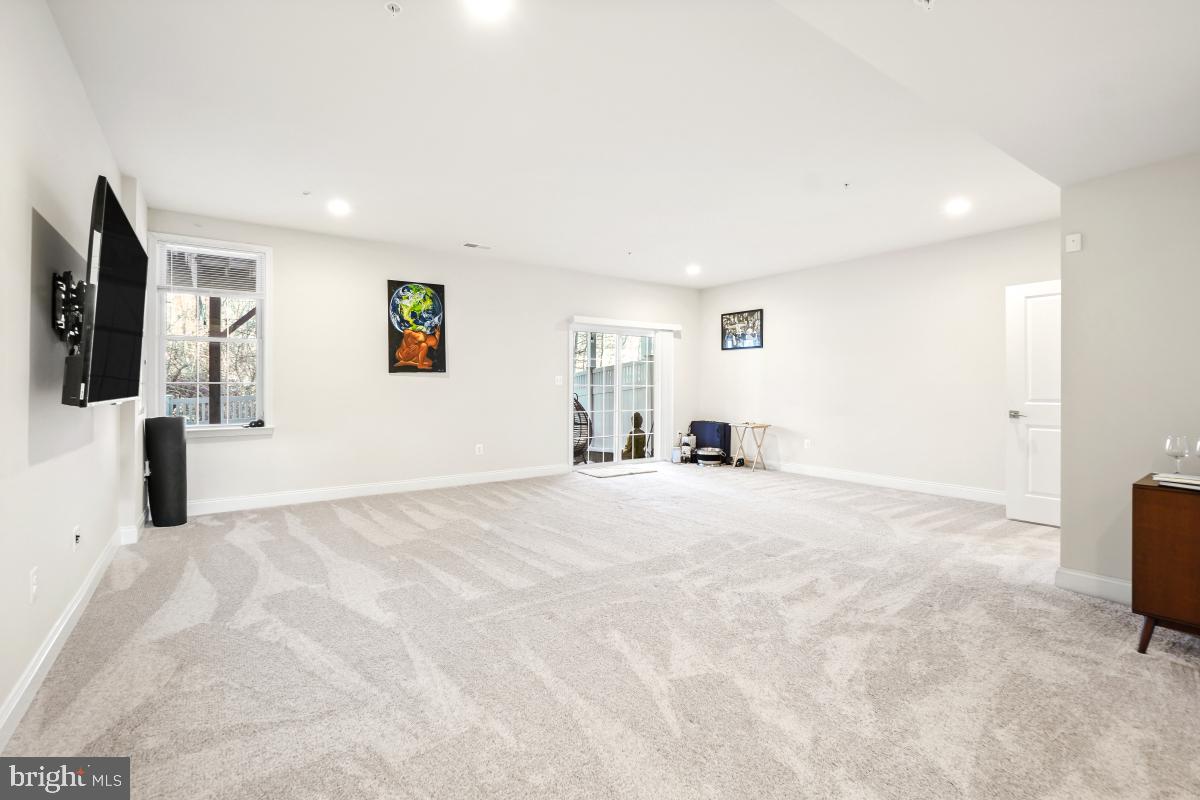 10712 FLYING CHANGE COURT