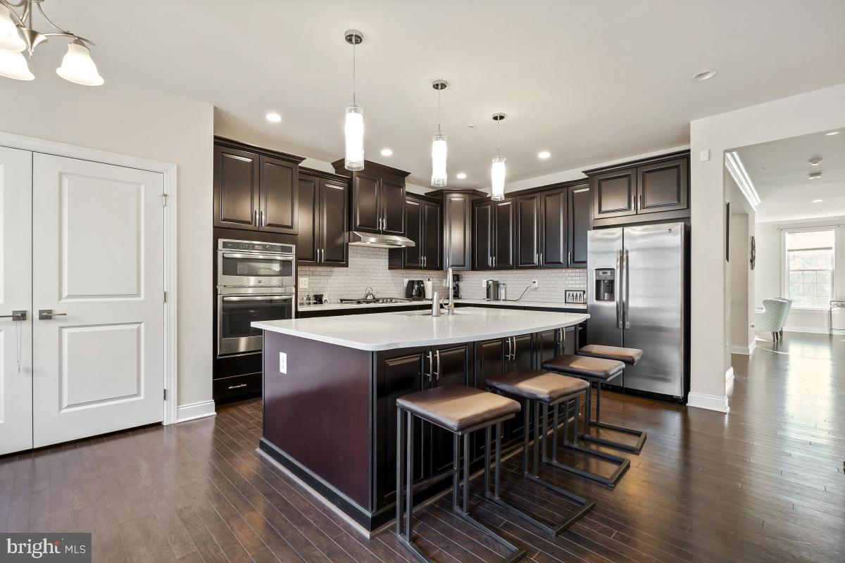10712 FLYING CHANGE COURT